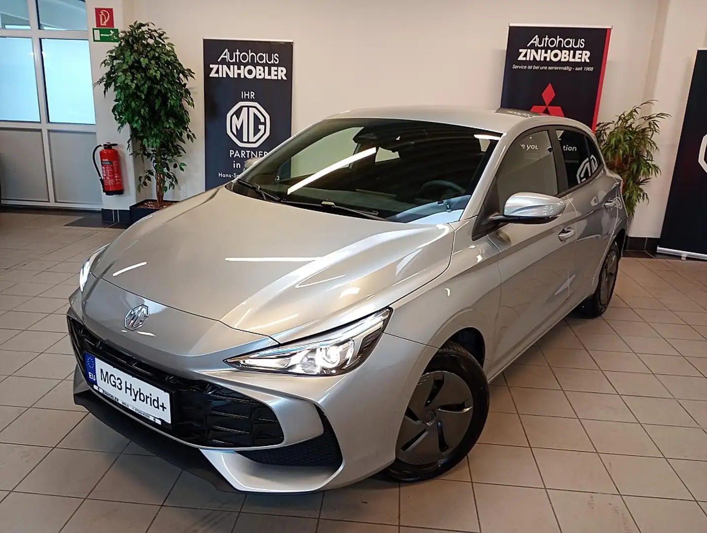 MG MG3 1,5 Hybrid+ Select Winterräder gratis Blanc - 1