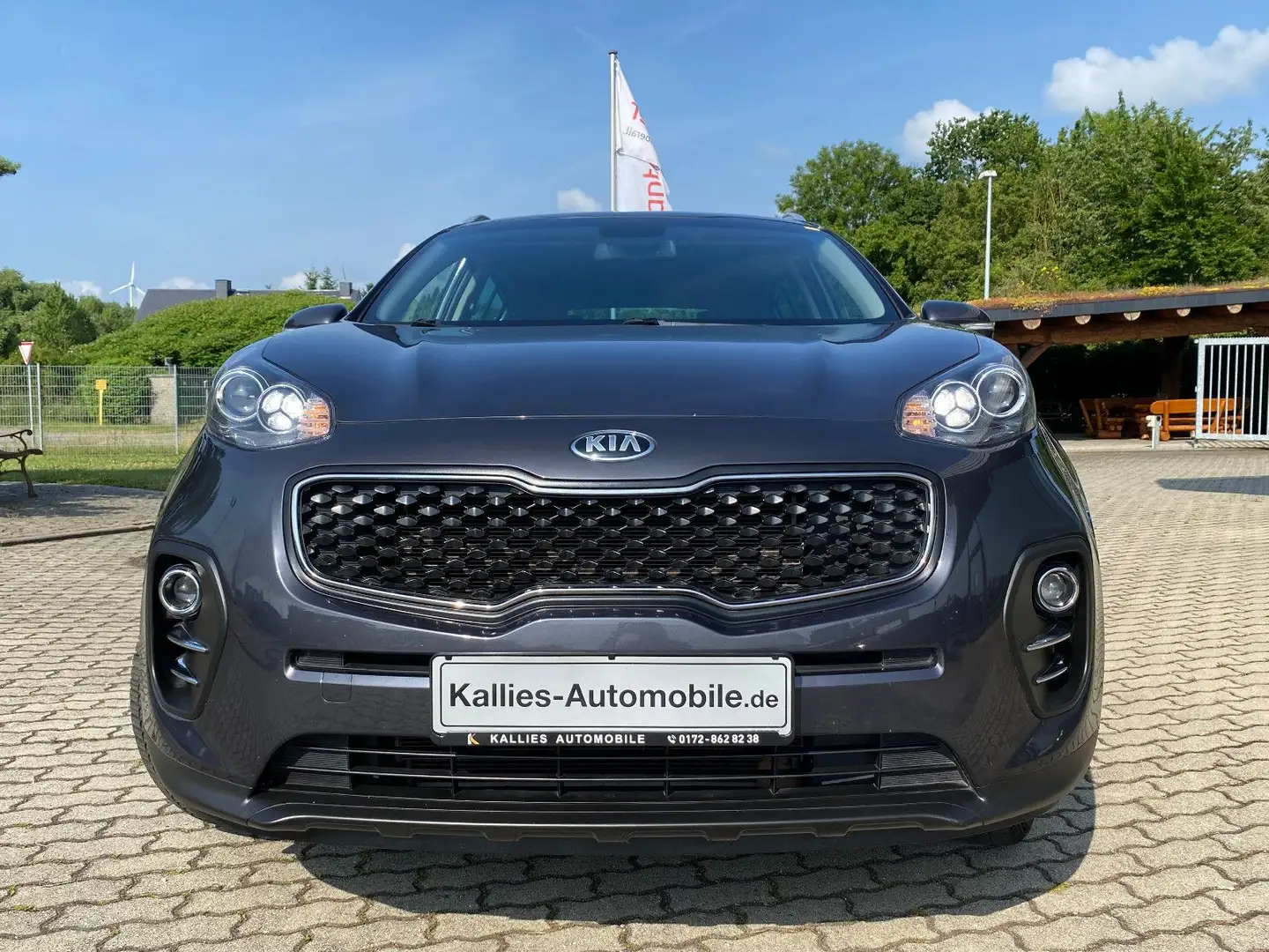 Kia Sportage 2WD Grau - 2