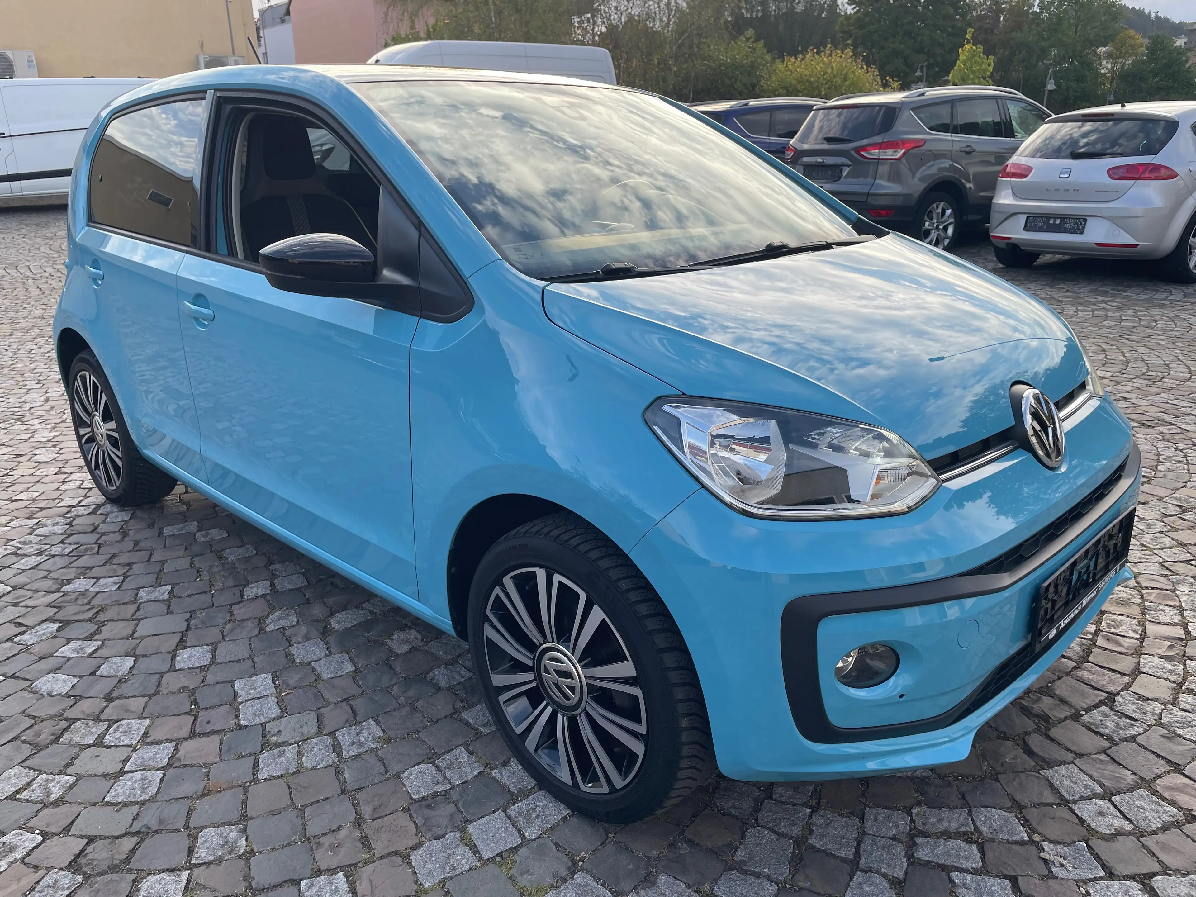 Volkswagen up! high up! BMT/Start-Stop — photo 6