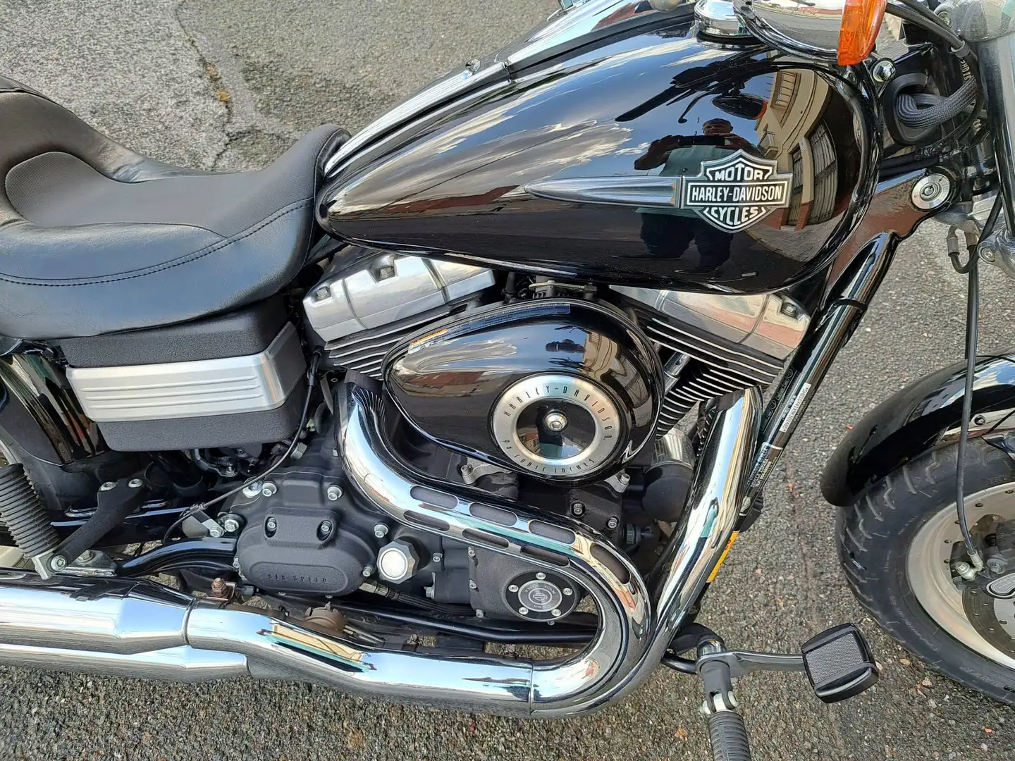 Harley-Davidson Fat Bob FXDF. Escape 2-1-2. Motor Twin Cam 96-1586. Negro - 2