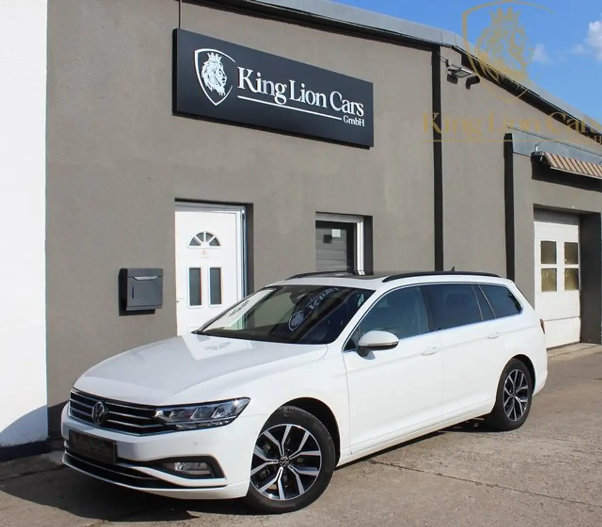Volkswagen Passat Variant Passat Variant  2.0 TDI Business PANO+HUD+AHK+ACC+ Blanc - 1