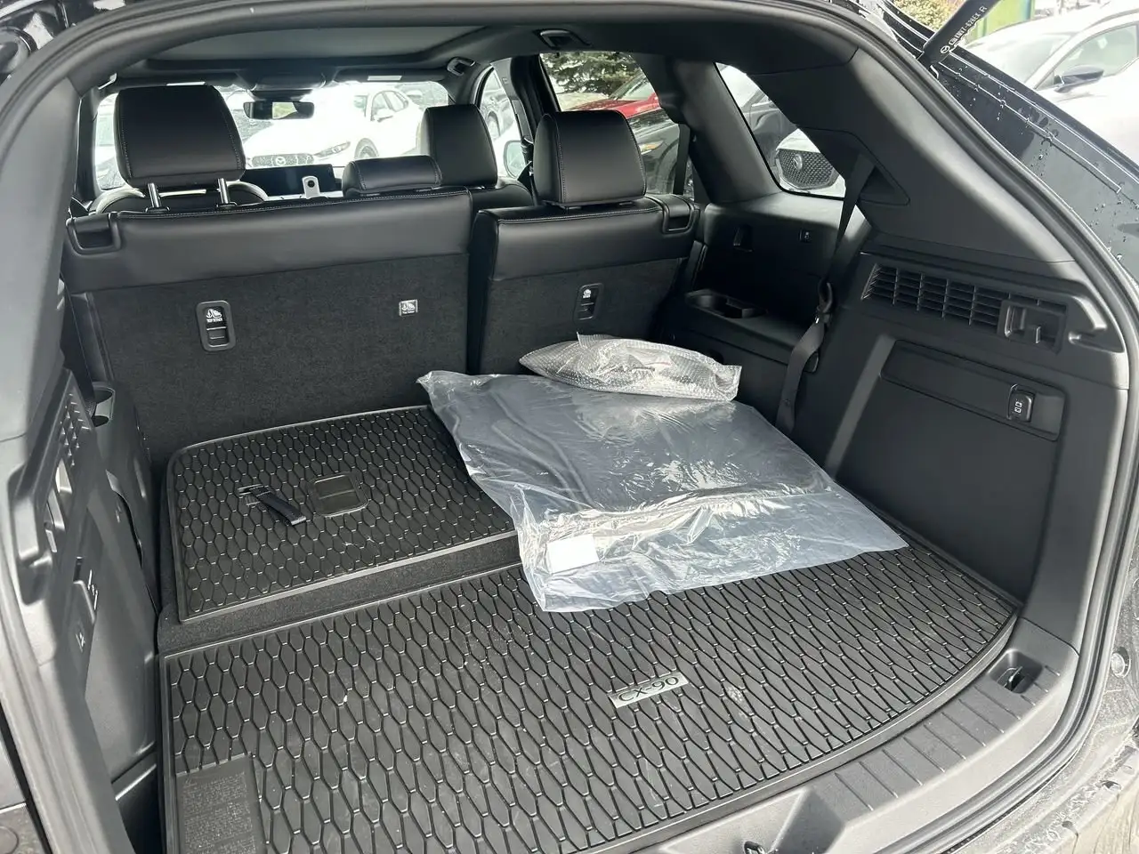 Mazda CX-90 PHEV снимка Mazda CX-90 PHEV