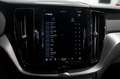 Volvo XC60 Recharge T6 AWD Plus Dark 350PK Op Voorraad ...Sne Zilver - thumbnail 22