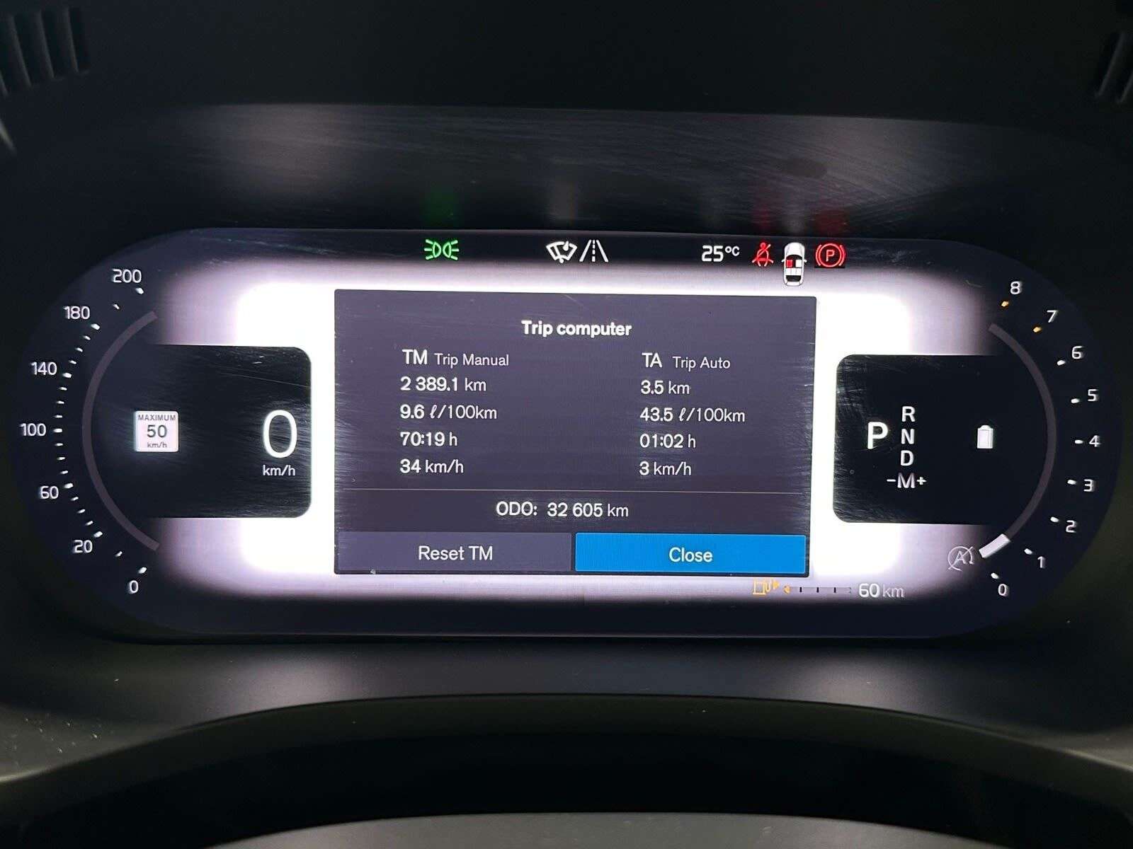 2024 Volvo XC60 XC60 B5 PLUS DARK THEME thumb 16