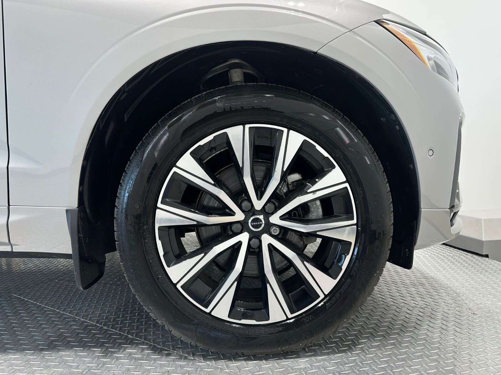 2024 Volvo XC60 XC60 B5 PLUS DARK THEME thumb 26