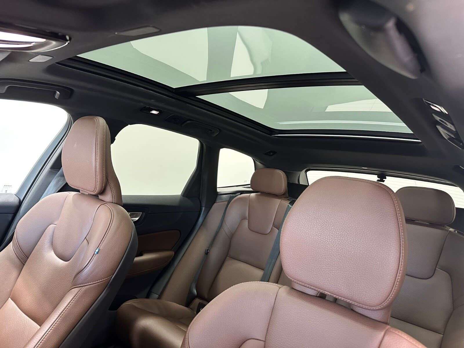 2024 Volvo XC60 XC60 B5 PLUS DARK THEME thumb 21