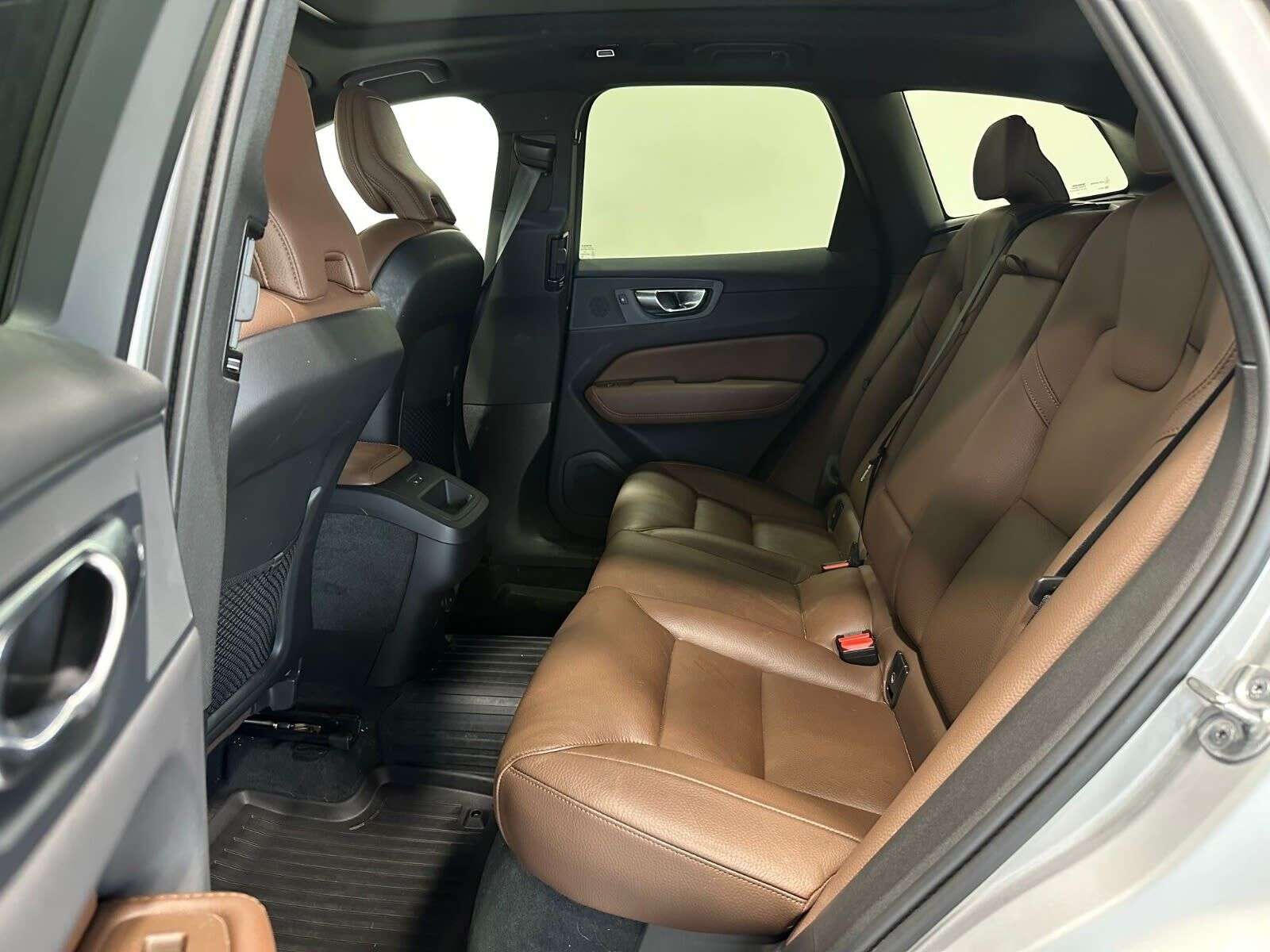 2024 Volvo XC60 XC60 B5 PLUS DARK THEME thumb 22