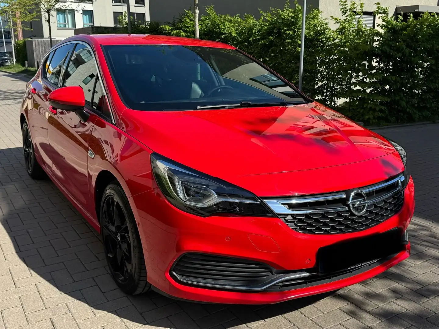Opel Astra K Lim. 5-trg. Dynamic Rouge - 1