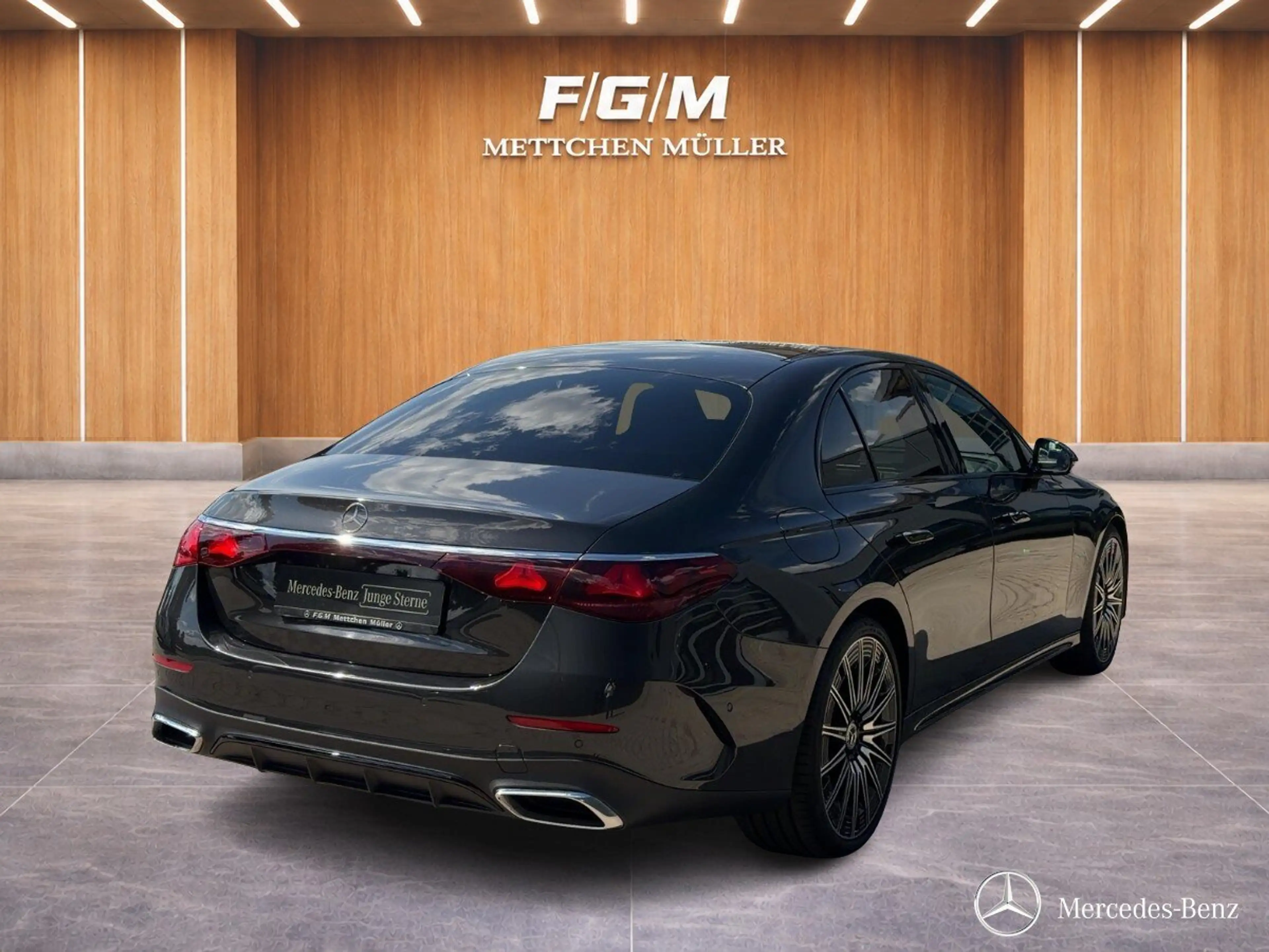 Mercedes-Benz E 450 E 450 AMG PREMIUM PLUS+STANDHZG+HUD+360+PANO+MEM — photo 3