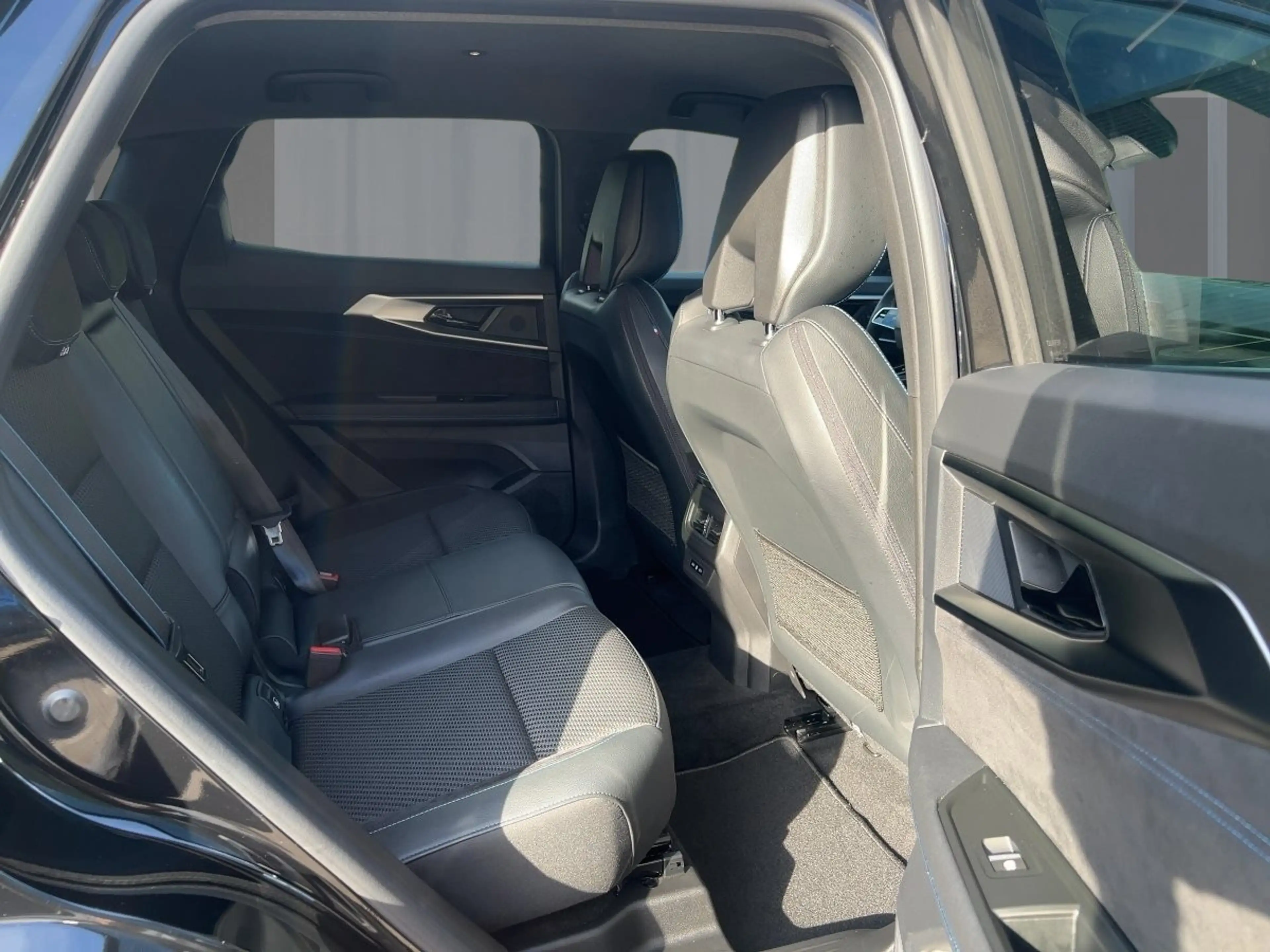Renault Austral 1.2 Full Hybrid 200 Iconic Esprit Alpine — photo 9