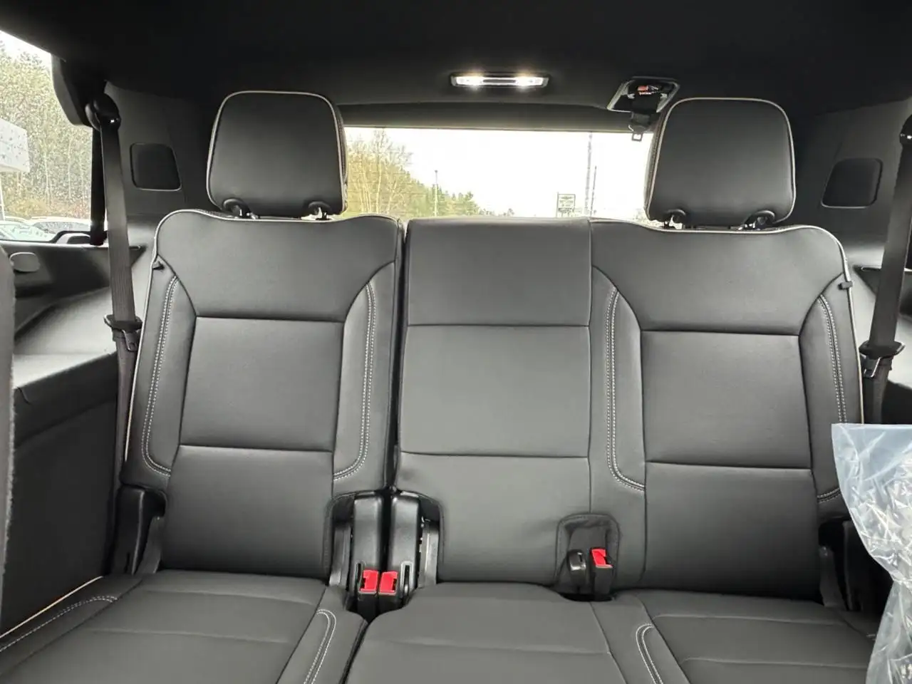 GMC Yukon снимка GMC Yukon