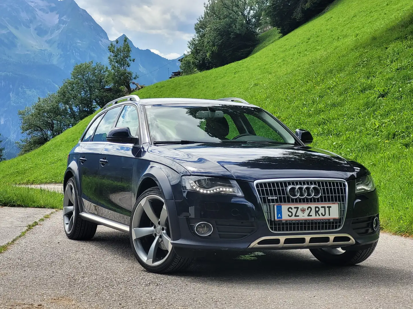 Audi A4 allroad 2,0 TDI quattro Blau - 2