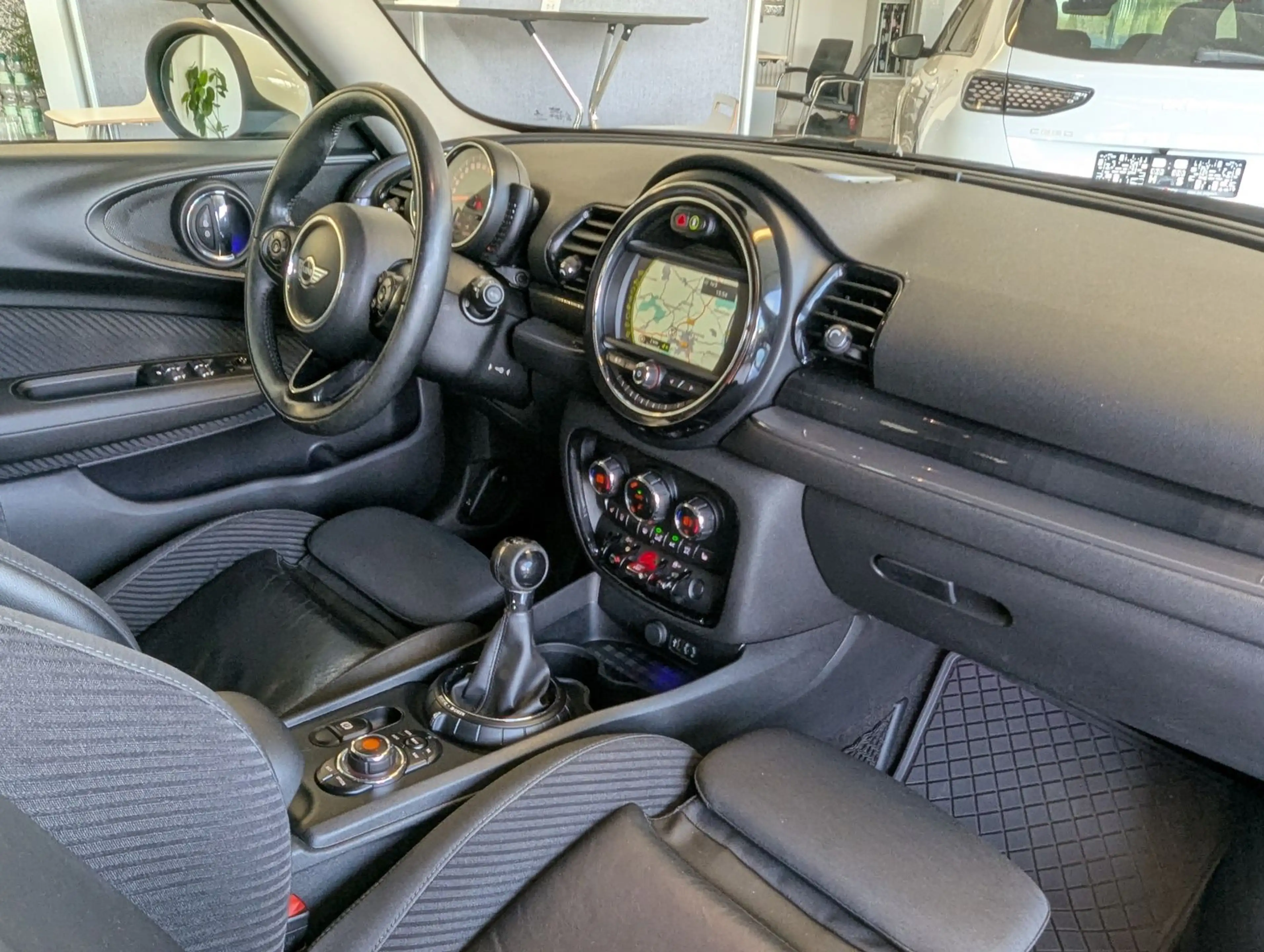 MINI Cooper Clubman 2.0 D Chili Navi PDC LED Sitzheiz — photo 12