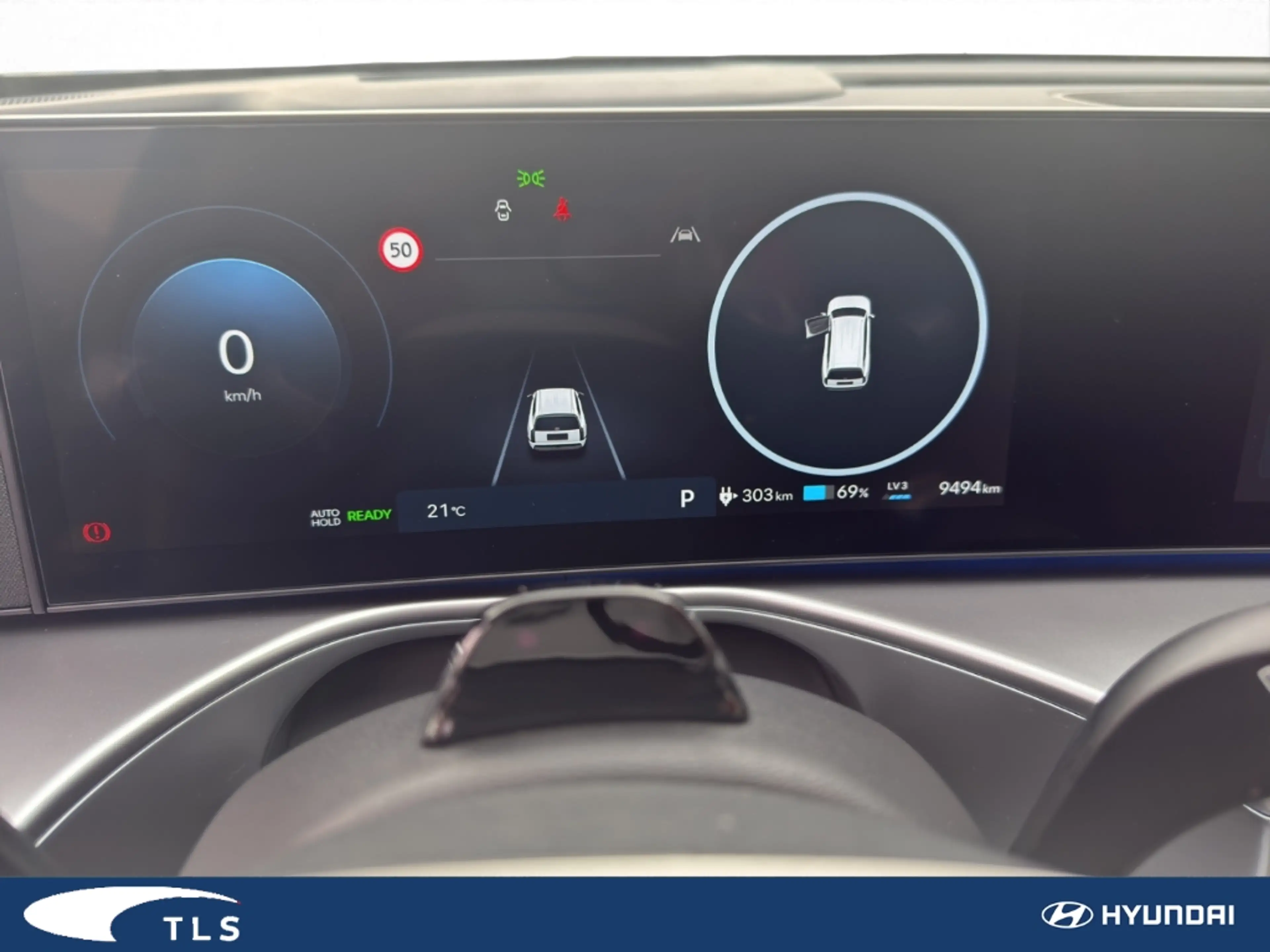 Hyundai IONIQ 9 226 kW 4WD Uniq Panoramadach HUD Niveau El. Panoda — photo 12