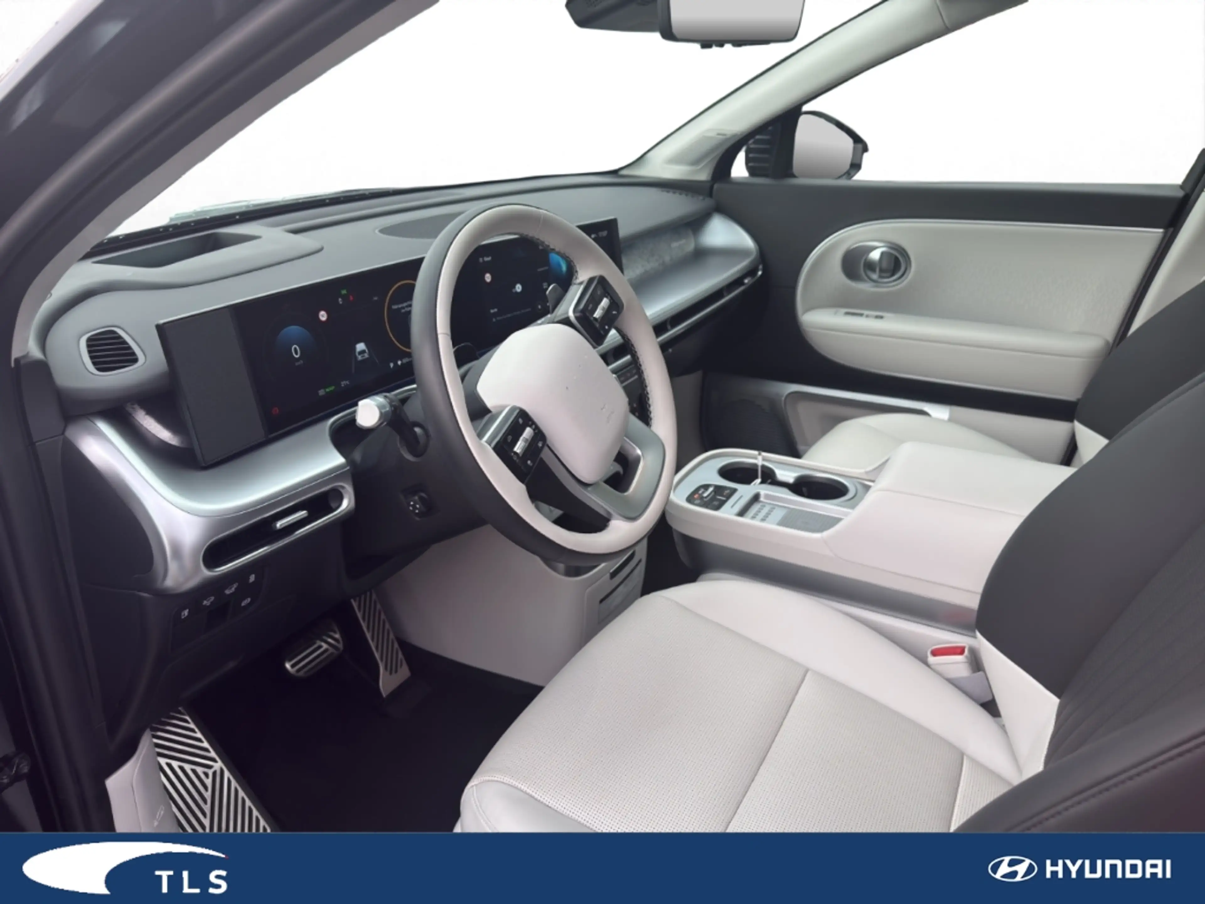 Hyundai IONIQ 9 226 kW 4WD Uniq Panoramadach HUD Niveau El. Panoda — photo 10