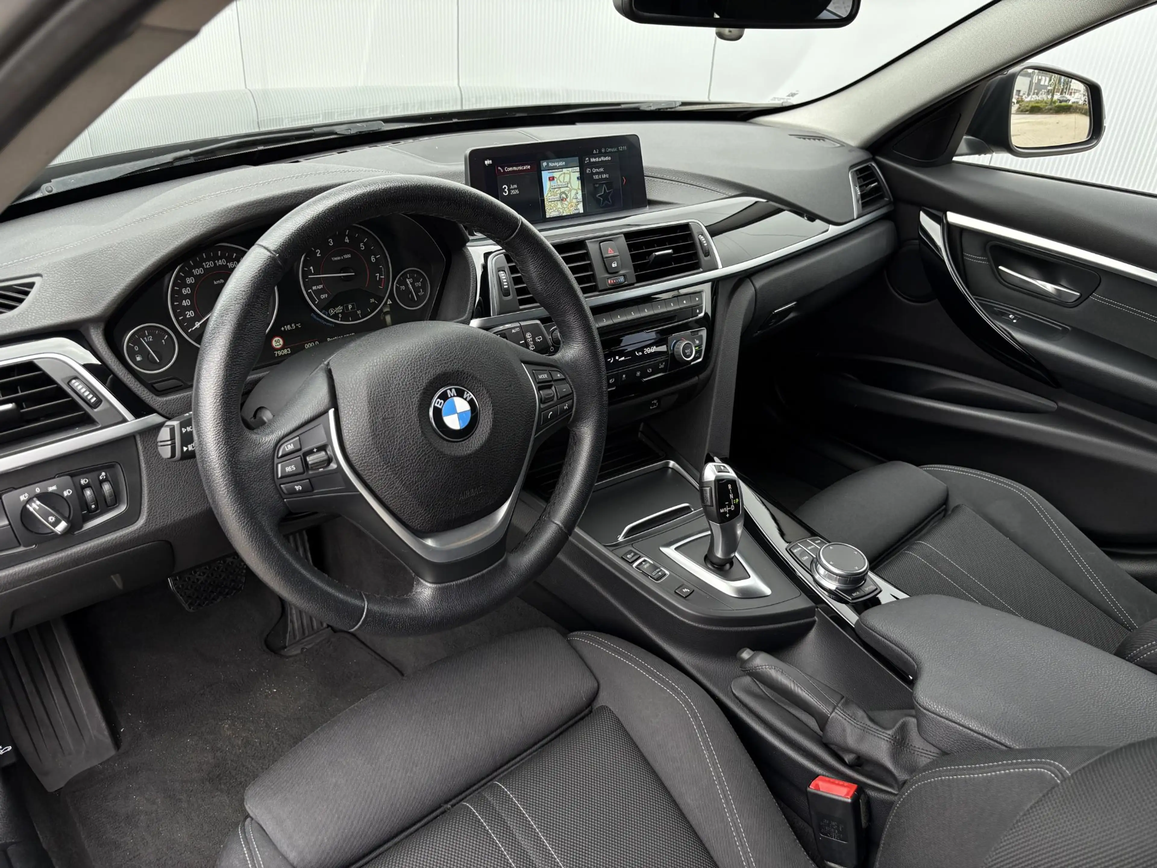 BMW 330 3-serie Touring 330i xDrive High Executive / 252PK — photo 15
