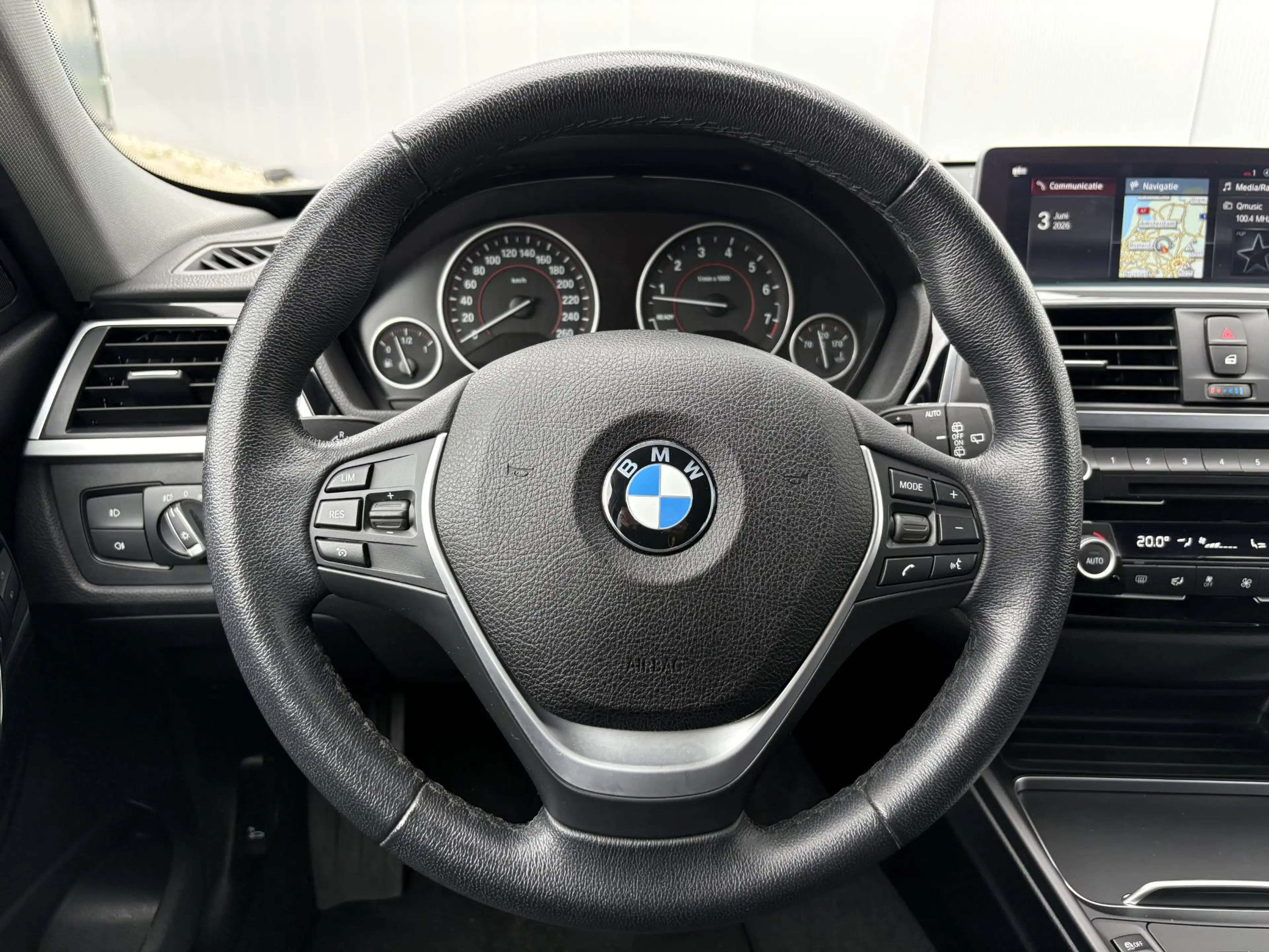 BMW 330 3-serie Touring 330i xDrive High Executive / 252PK — photo 9