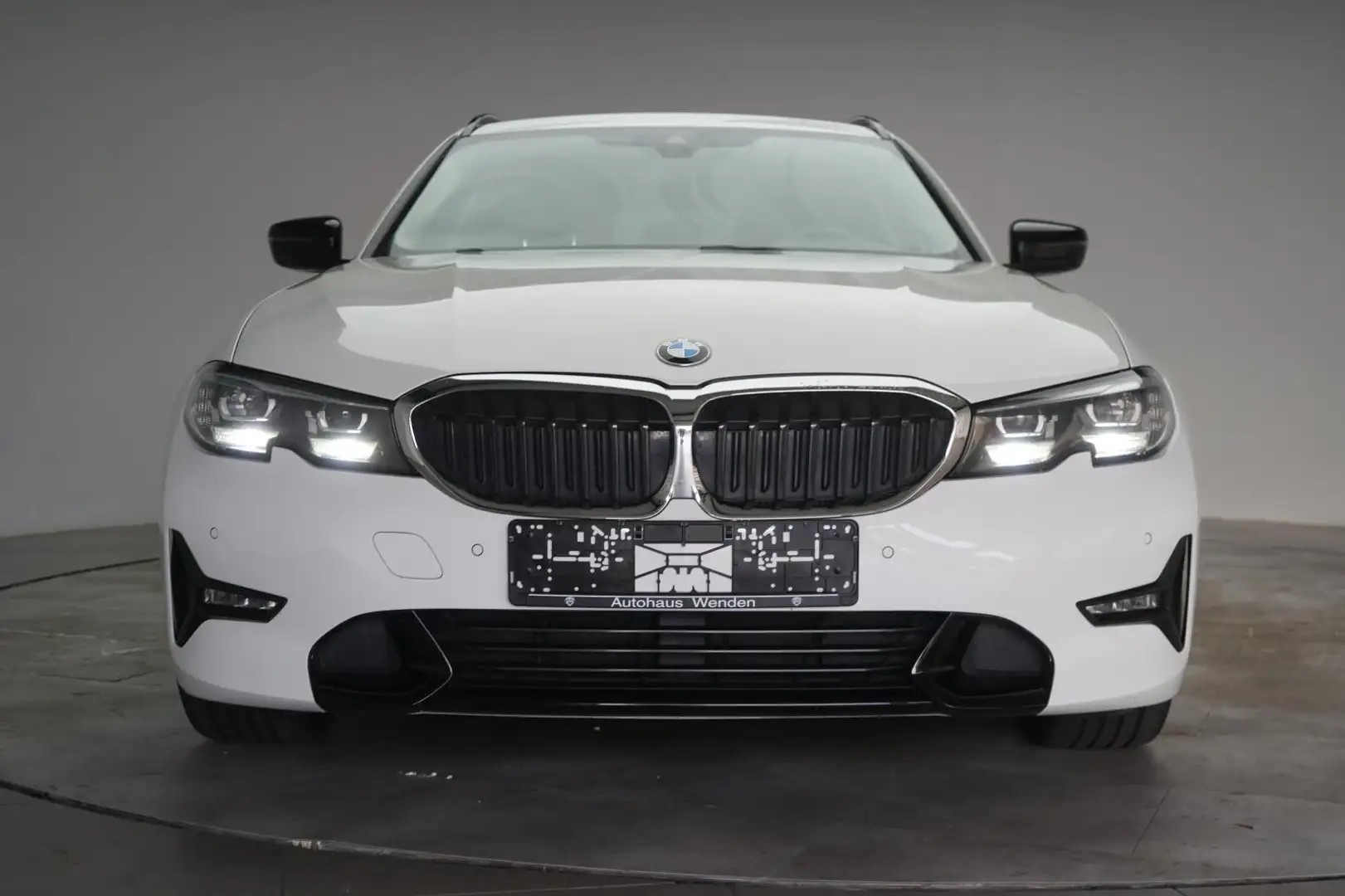 BMW 320 d Touring Sport Line Temp/Ambiente/LED Wit - 2