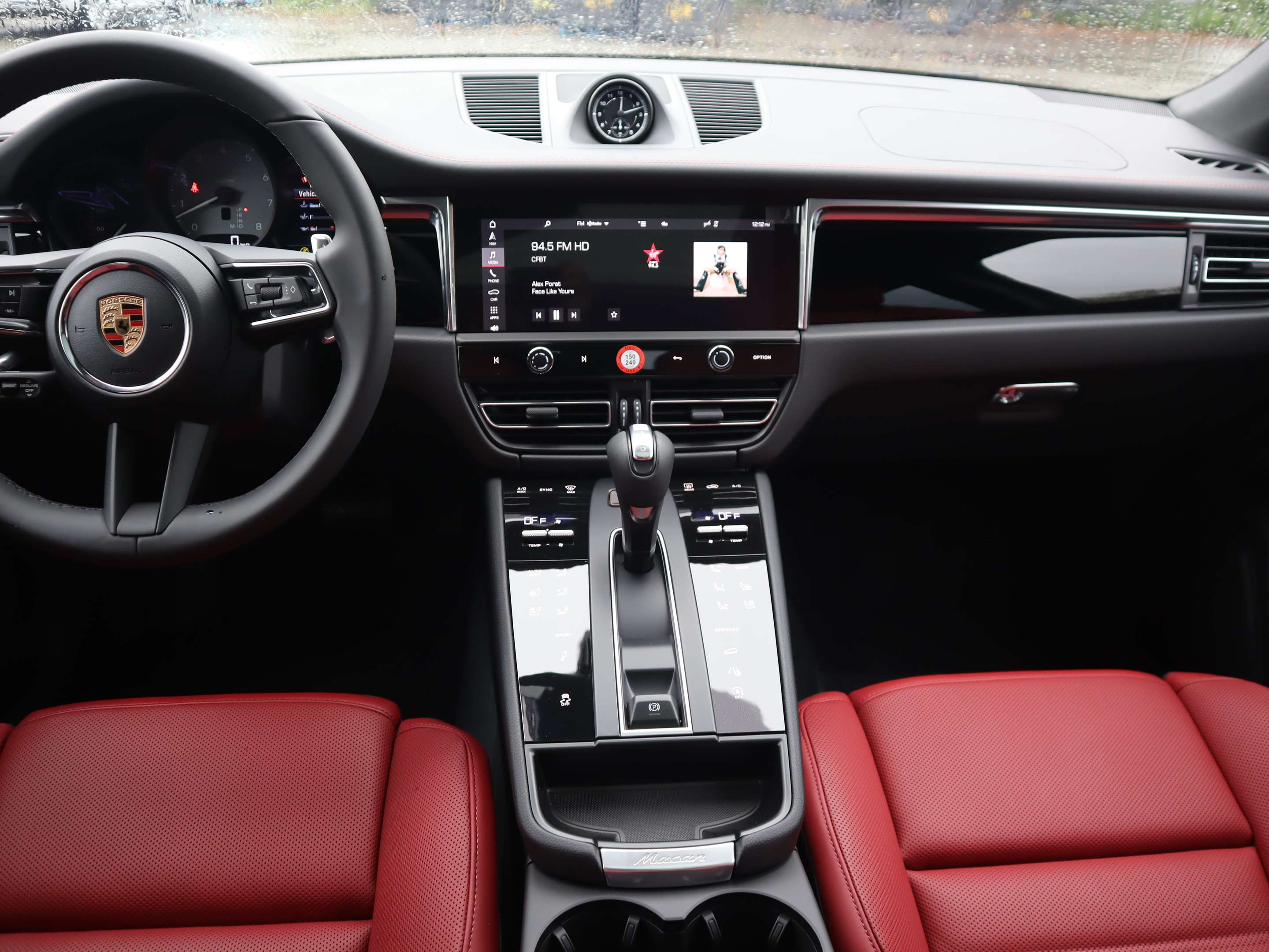 2026 Porsche Macan S AWD thumb 16