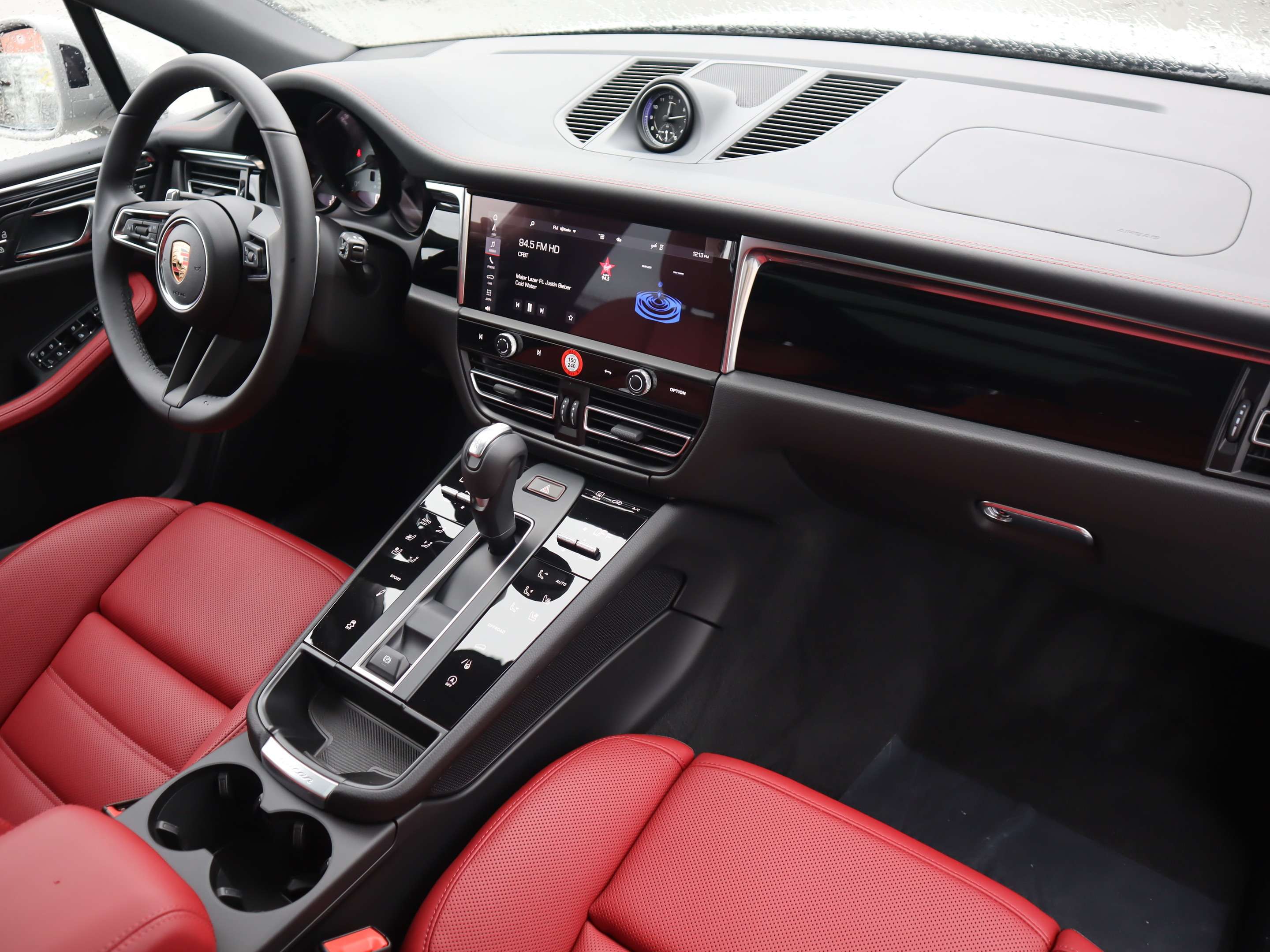 2026 Porsche Macan S AWD thumb 23