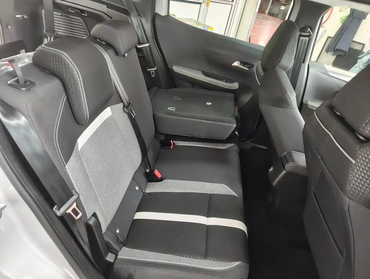 Opel Frontera 1.2 Turbo MHEV GS 7-ZITS /direct leverb., миниатюра 4