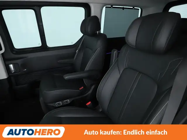 Hyundai Staria view 14