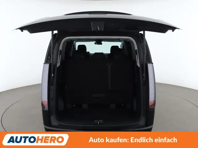 Hyundai Staria view 16