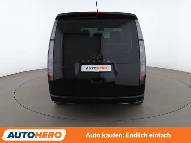 Hyundai Staria view 5