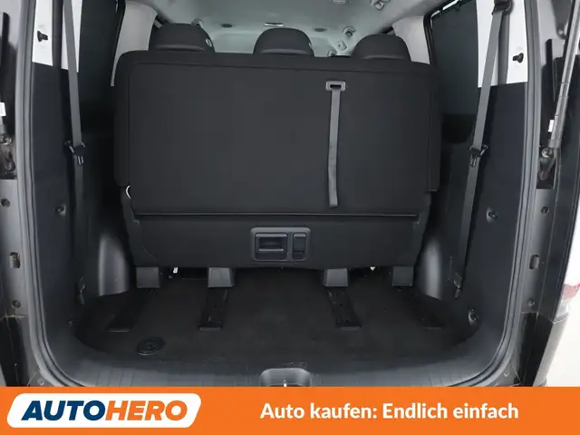 Hyundai Staria view 17