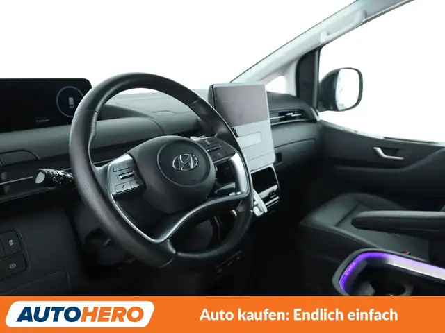 Hyundai Staria view 11