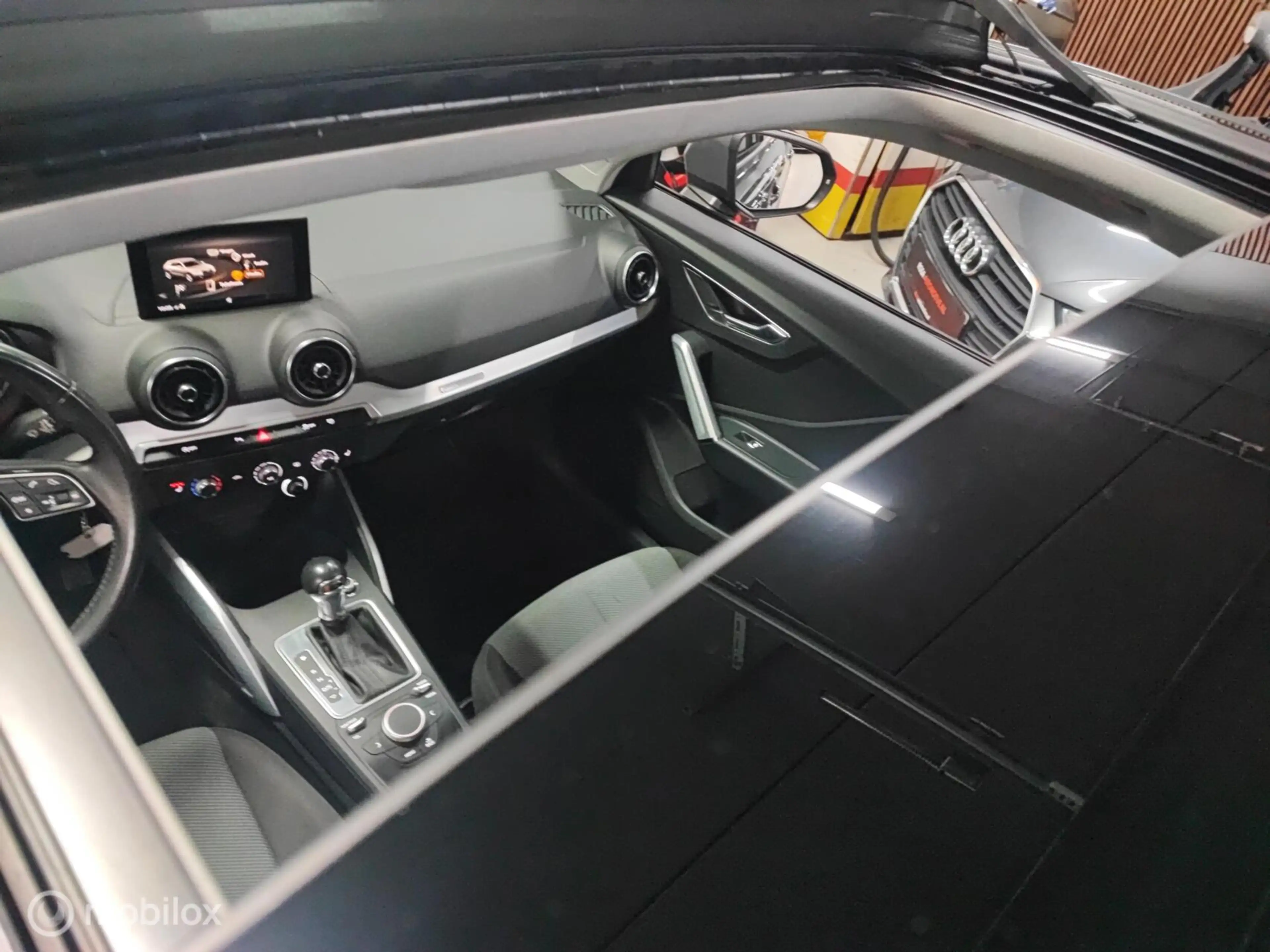 Audi Q2 1.4TFSI 150 pk S-TRONIC GREY PANORAMA LED NAVI XEN — photo 5