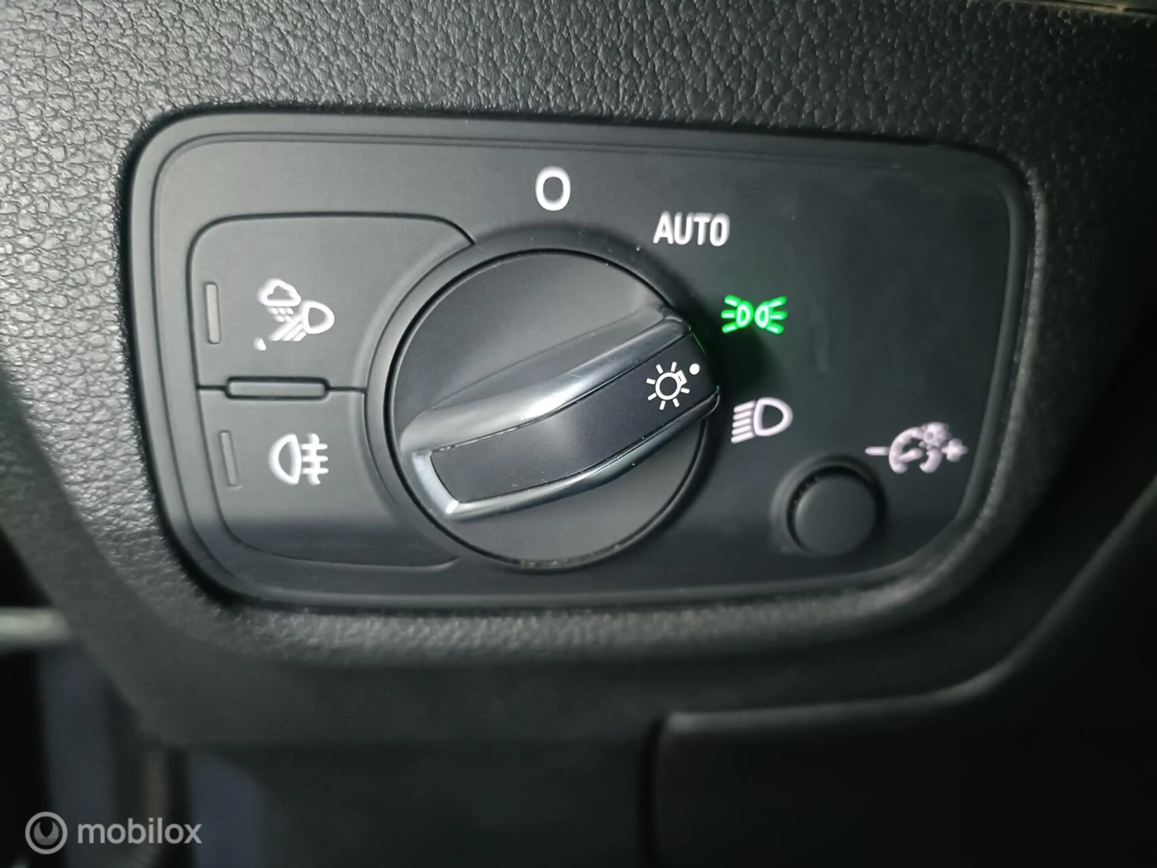 Audi Q2 1.4TFSI 150 pk S-TRONIC GREY PANORAMA LED NAVI XEN — photo 50