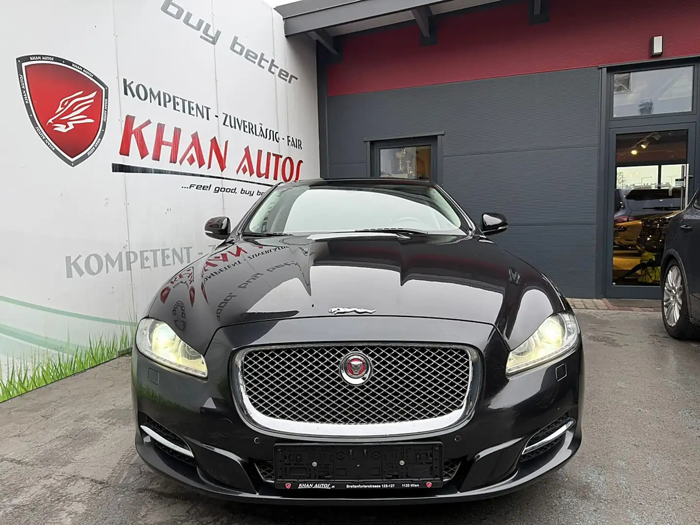 Jaguar XJ 3,0 Diesel *VOLL* *PREMIUM LUXURY* Schwarz - 2