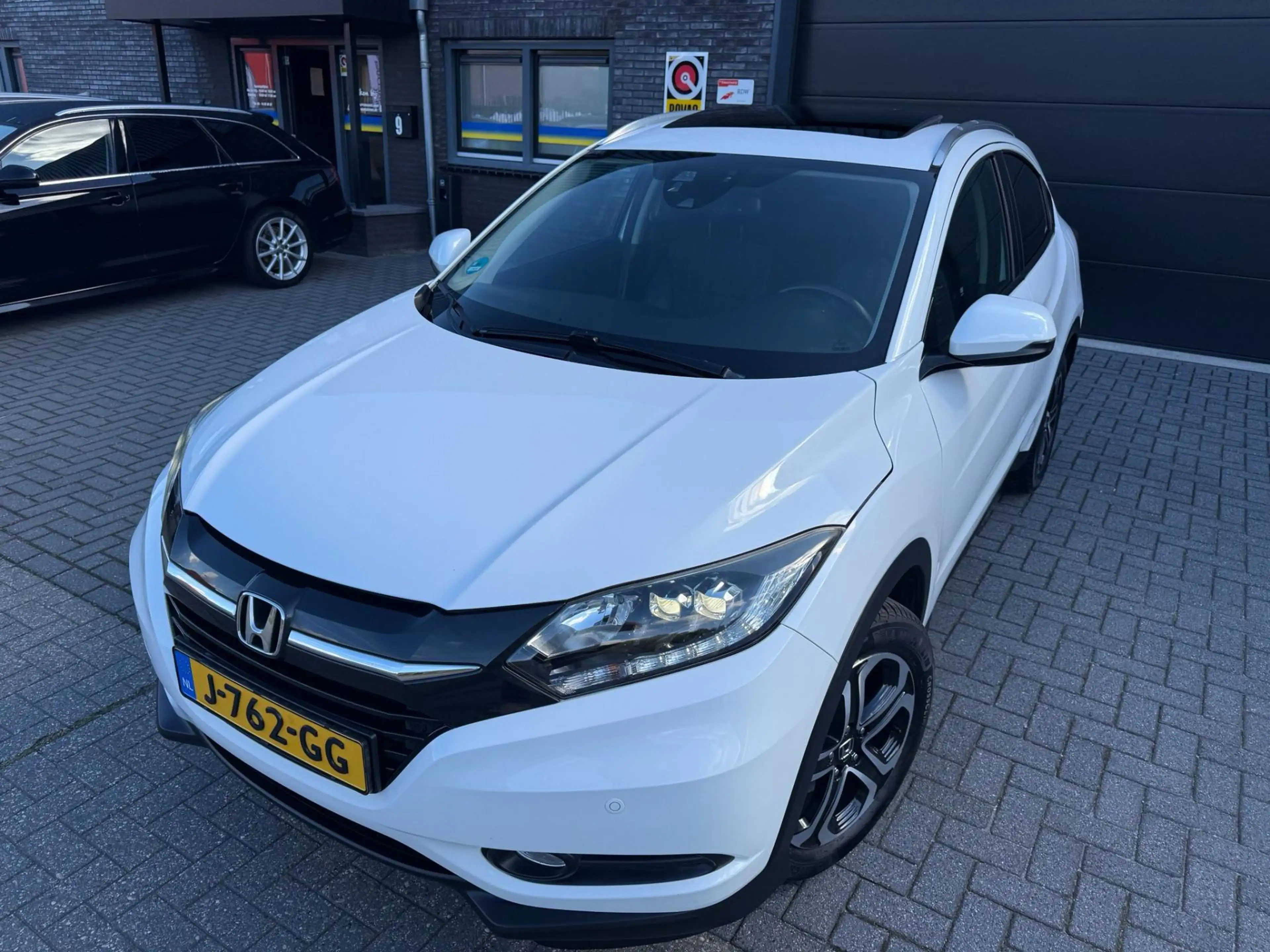 Honda HR-V 1.5 i-VTEC Executive | 1E EIGENAAR | 3/6/12MND GAR — photo 13
