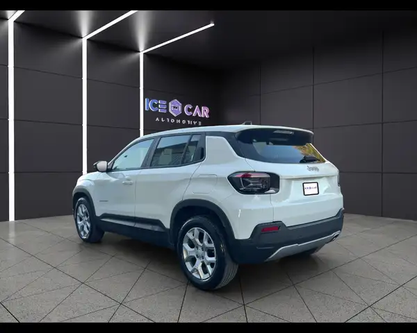 Jeep Avenger view 7