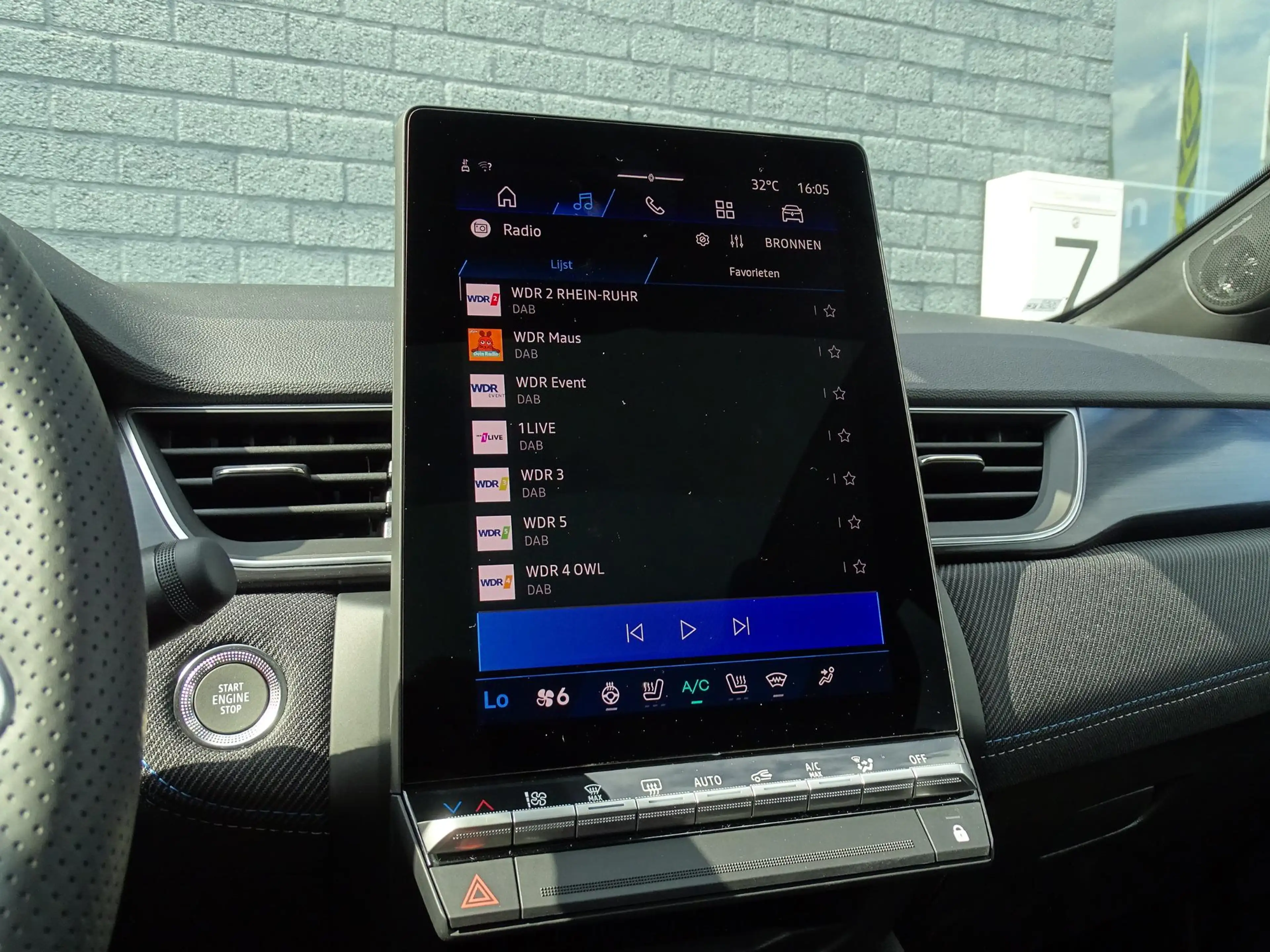 Renault Symbioz 1.8 E-Tech full hybrid 160 esprit Alpine NU 5 JAAR — photo 11
