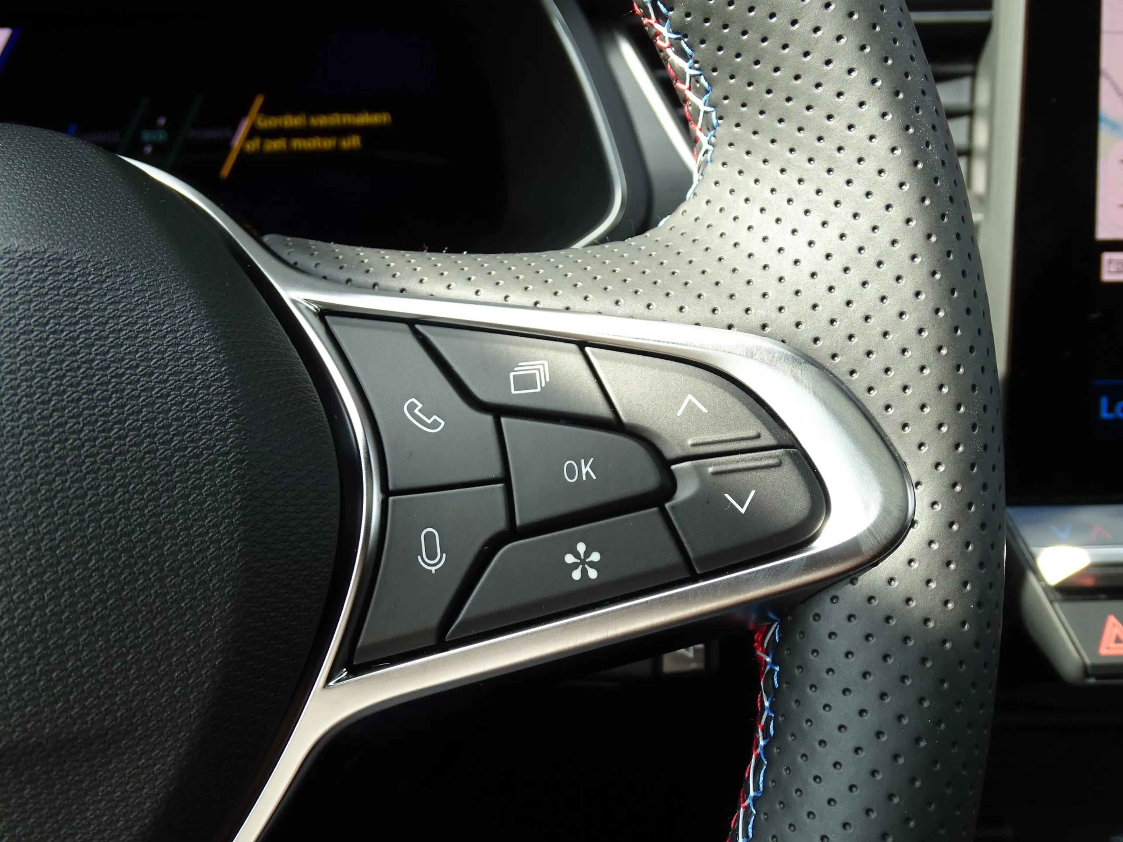 Renault Symbioz 1.8 E-Tech full hybrid 160 esprit Alpine NU 5 JAAR — photo 23
