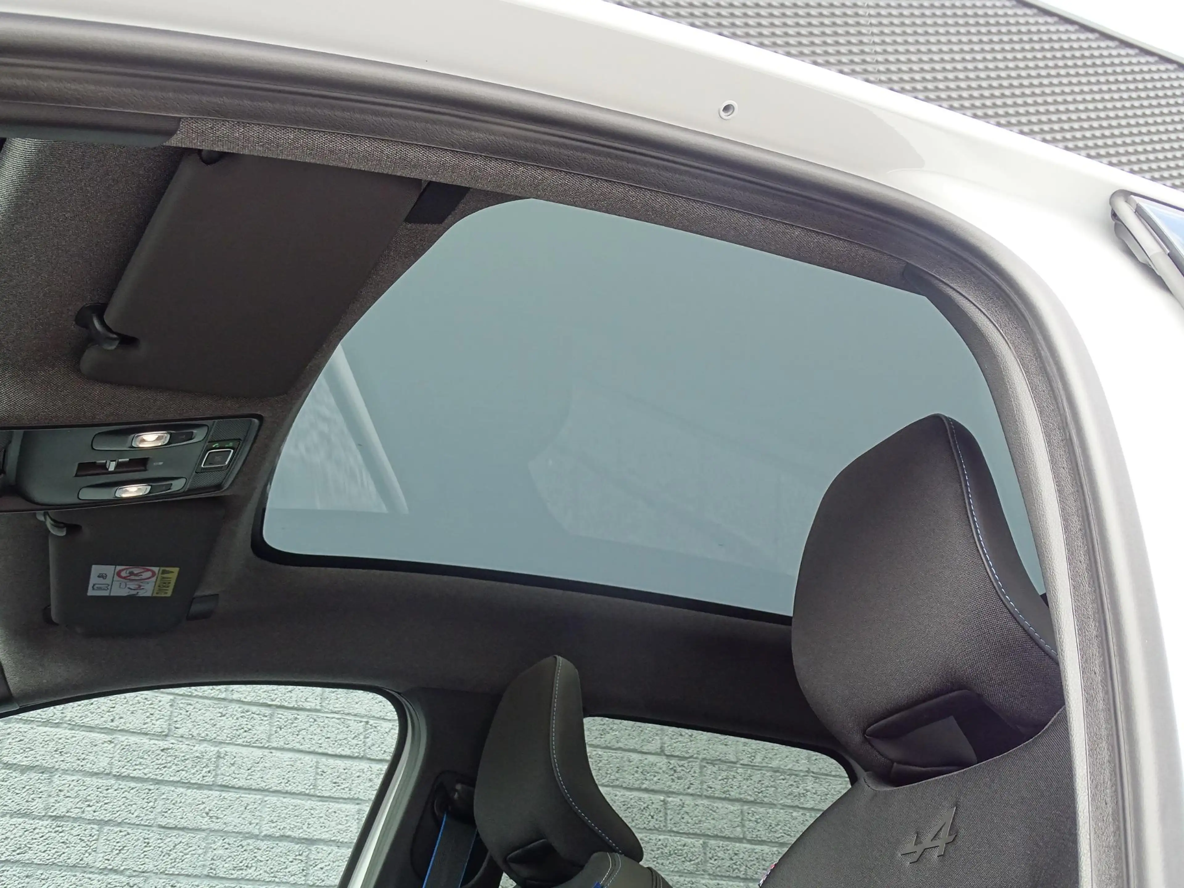 Renault Symbioz 1.8 E-Tech full hybrid 160 esprit Alpine NU 5 JAAR — photo 36