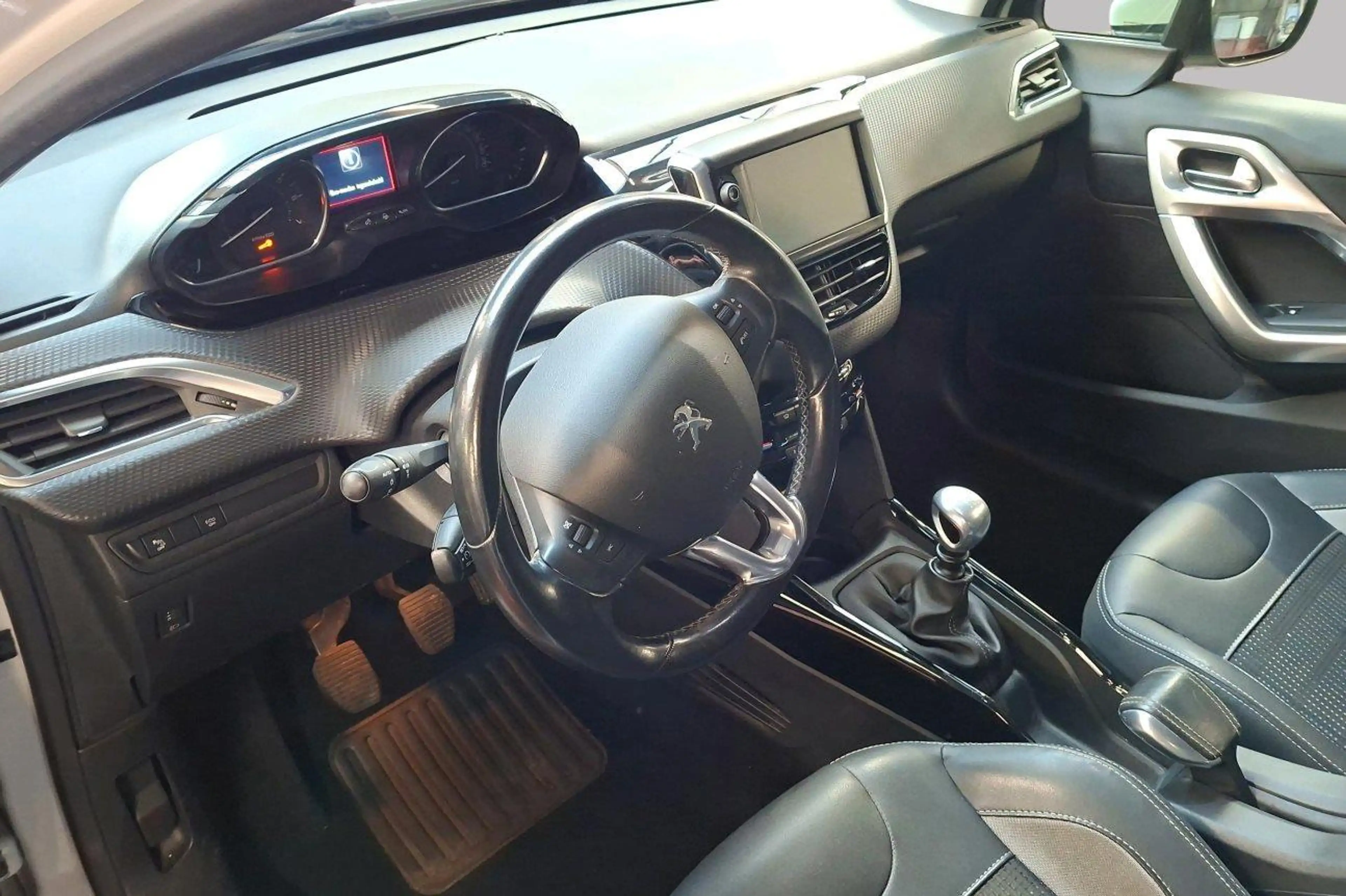 Peugeot 2008 Allure Gps — photo 9