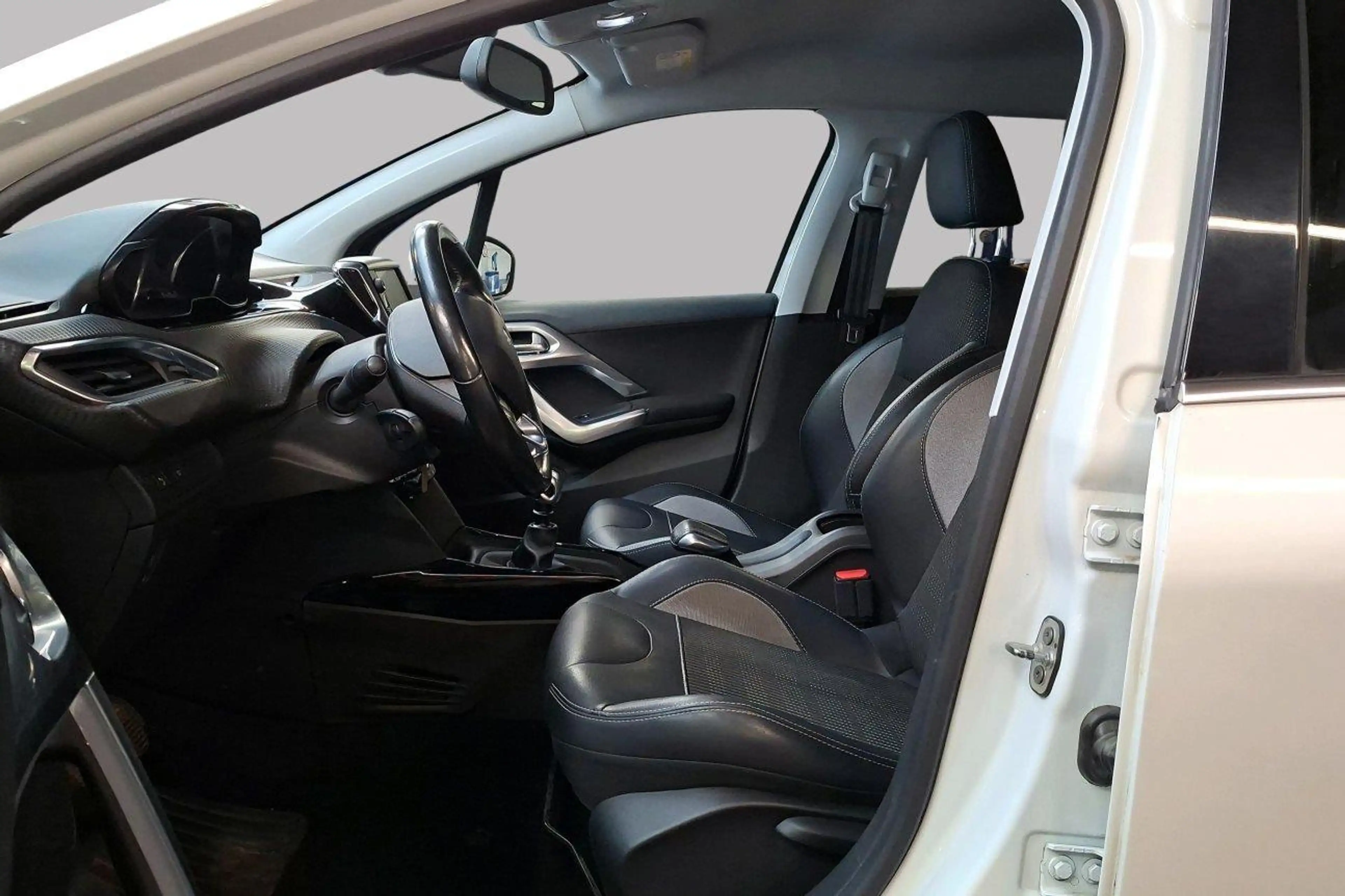 Peugeot 2008 Allure Gps — photo 10