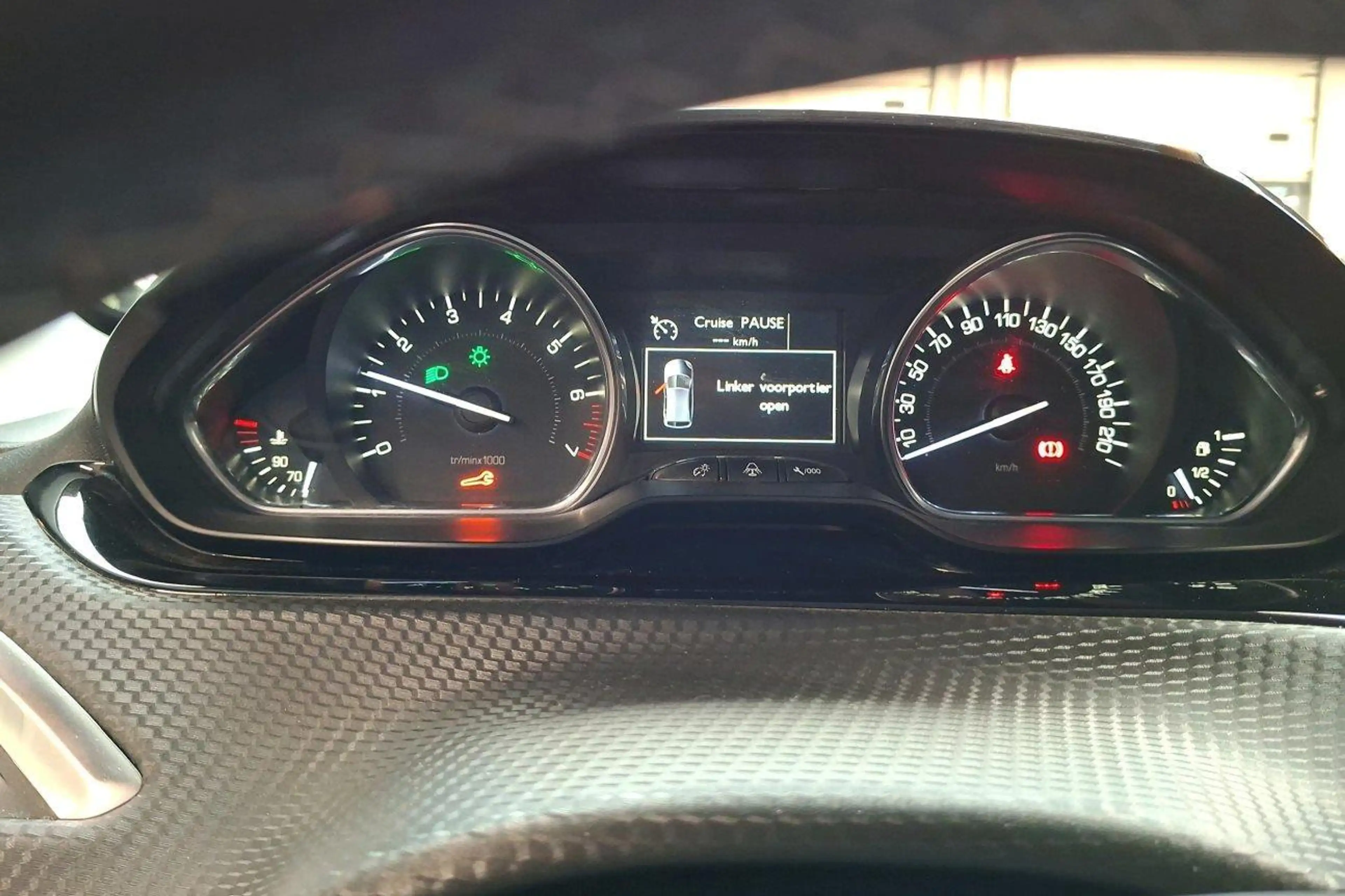 Peugeot 2008 Allure Gps — photo 14