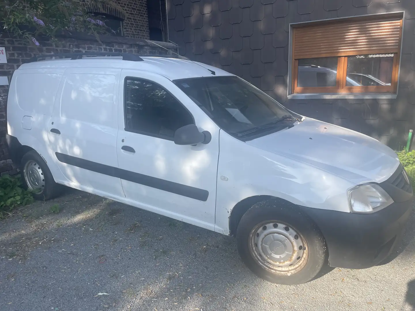 Dacia Logan Utilitaire - 2