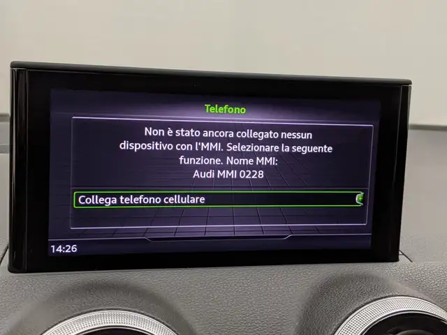 Audi Q2 view 10