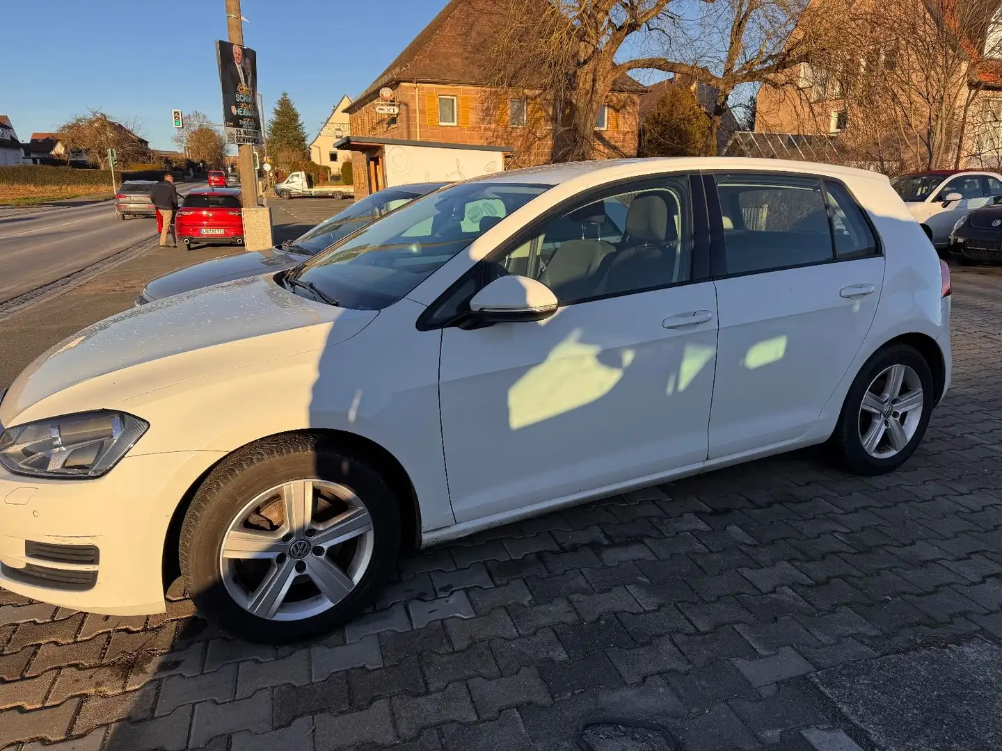 Volkswagen Golf 2.0 TDI BMT Comfortline NAV PDC 2.Hand Weiß - 2