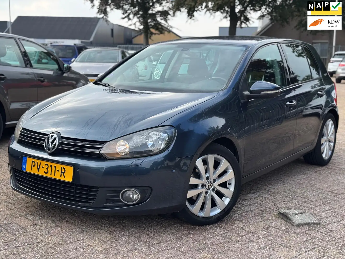 Volkswagen Golf 1.2 TSI Highline BlueMotion AIRCO PDC NAVIGATIE NW Bleu - 1