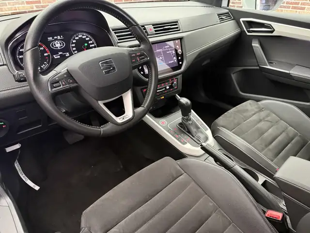 Seat Arona view 3