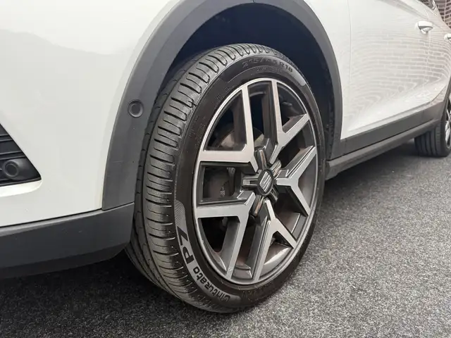 Seat Arona view 8