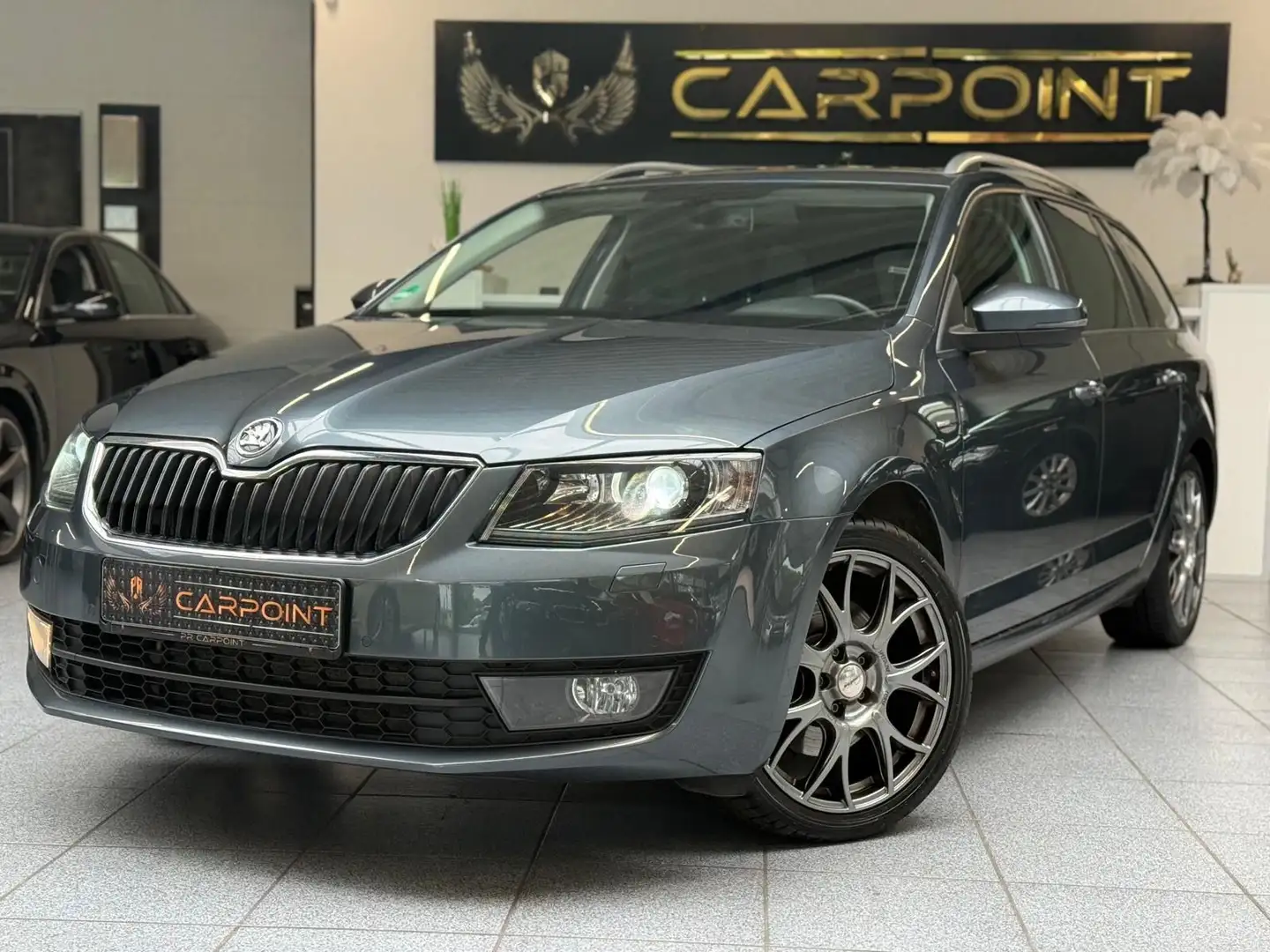 Skoda Octavia 1.8 TSI Combi Joy/Bi-Xenon/PDC/Elk.Heck/ Grijs - 1