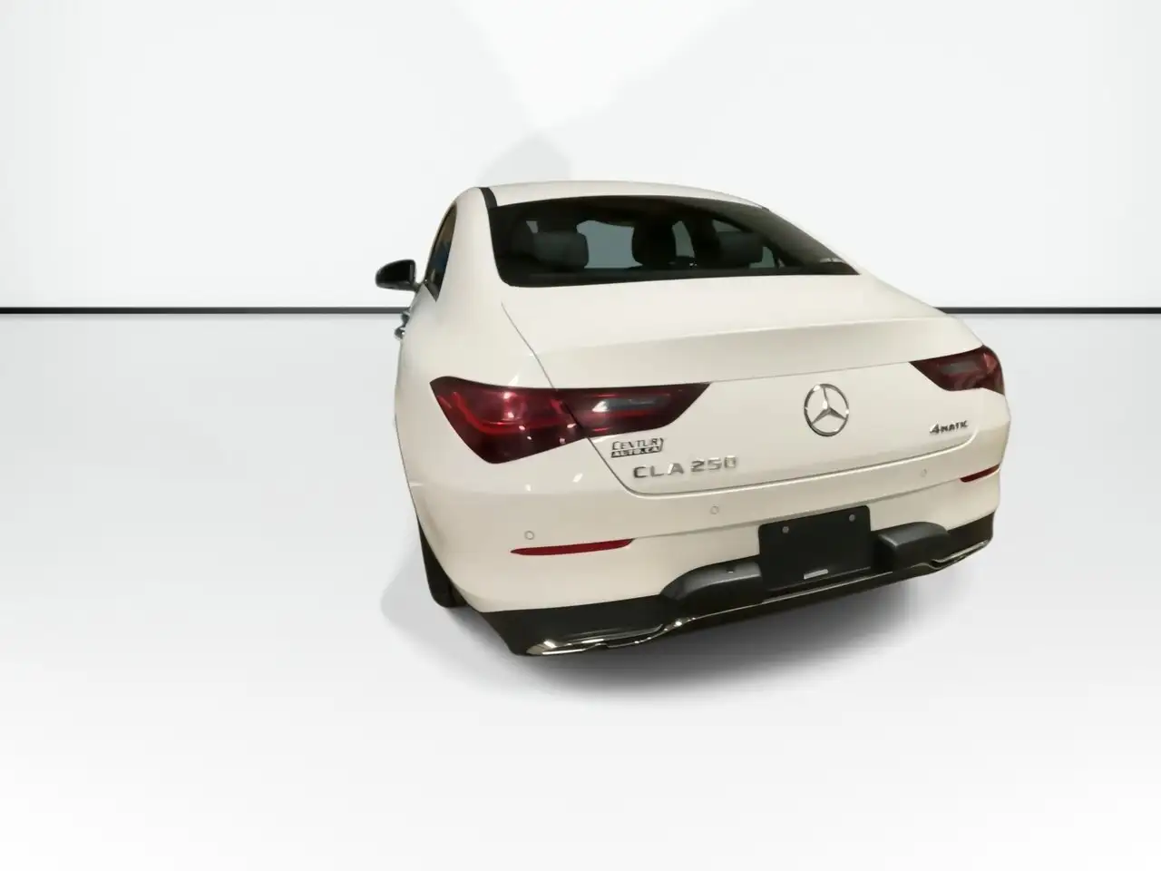 Mercedes-Benz CLA снимка Mercedes-Benz CLA