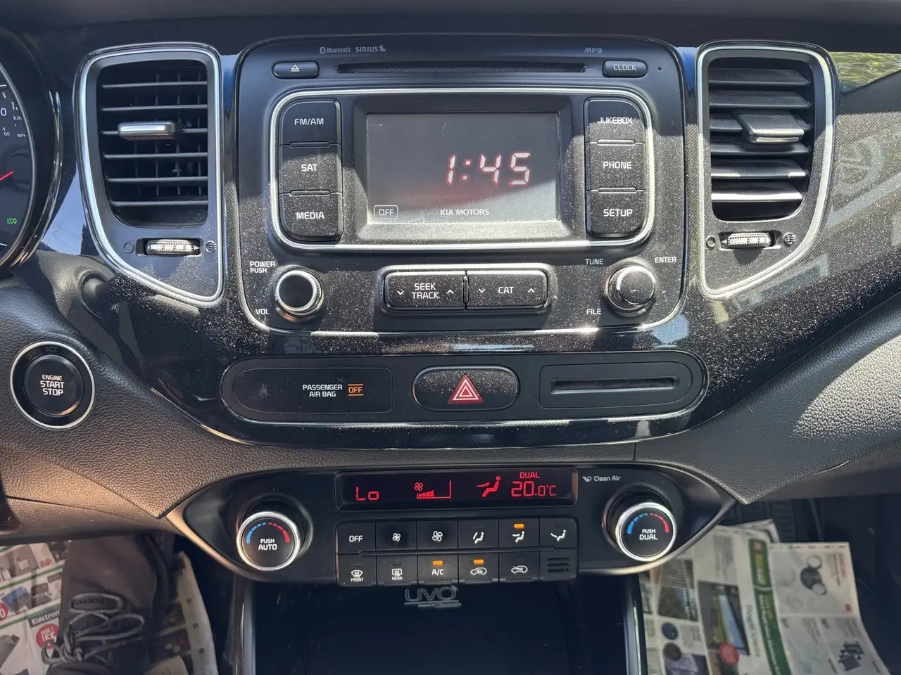 Kia Rondo photo Kia Rondo